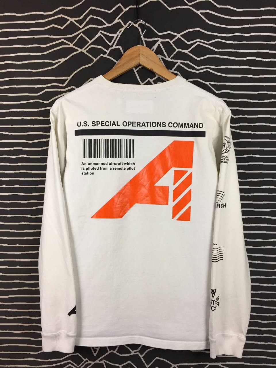 Avirex Avirex Recon U.S. Special Operations Command Long Sleeve Tee Size US M / EU 48-50 / 2 - 1 Thumbnail