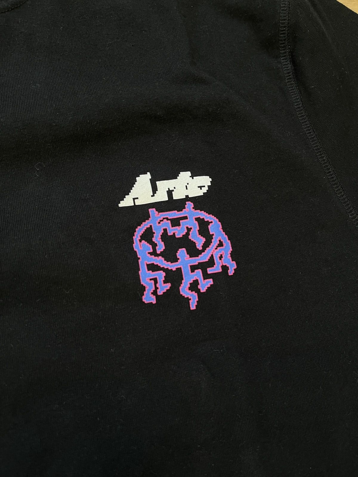 Arte Antwerp Arte Antwerp Pixel Backprint T-Shirt AW23 – Black – Size M Size US L / EU 52-54 / 3 - 4 Thumbnail