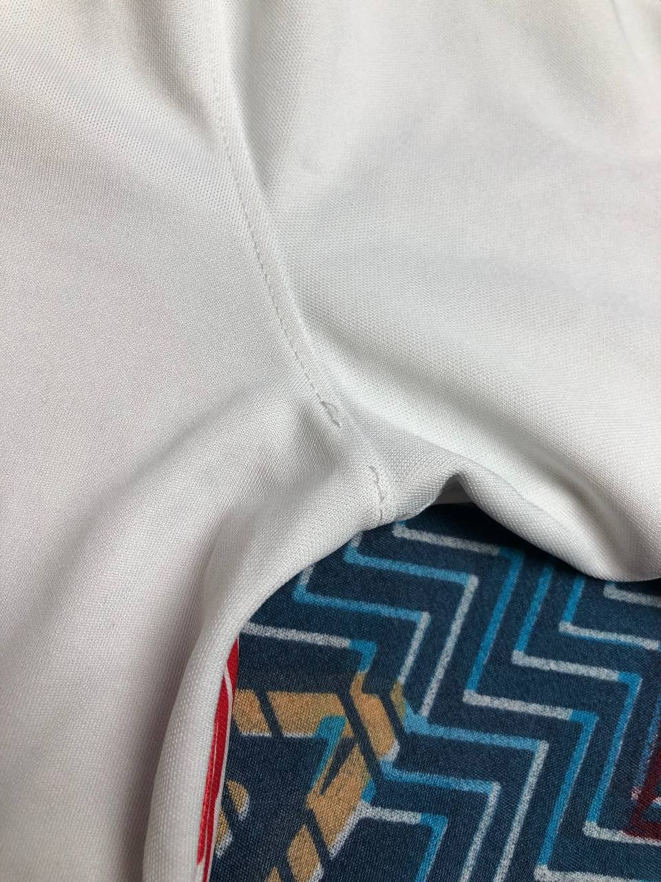 Nike × Vintage 90s Nike Central Swoosh Vintage Y2K Oversized Retro T-Shirt Size US M / EU 48-50 / 2 - 3 Thumbnail