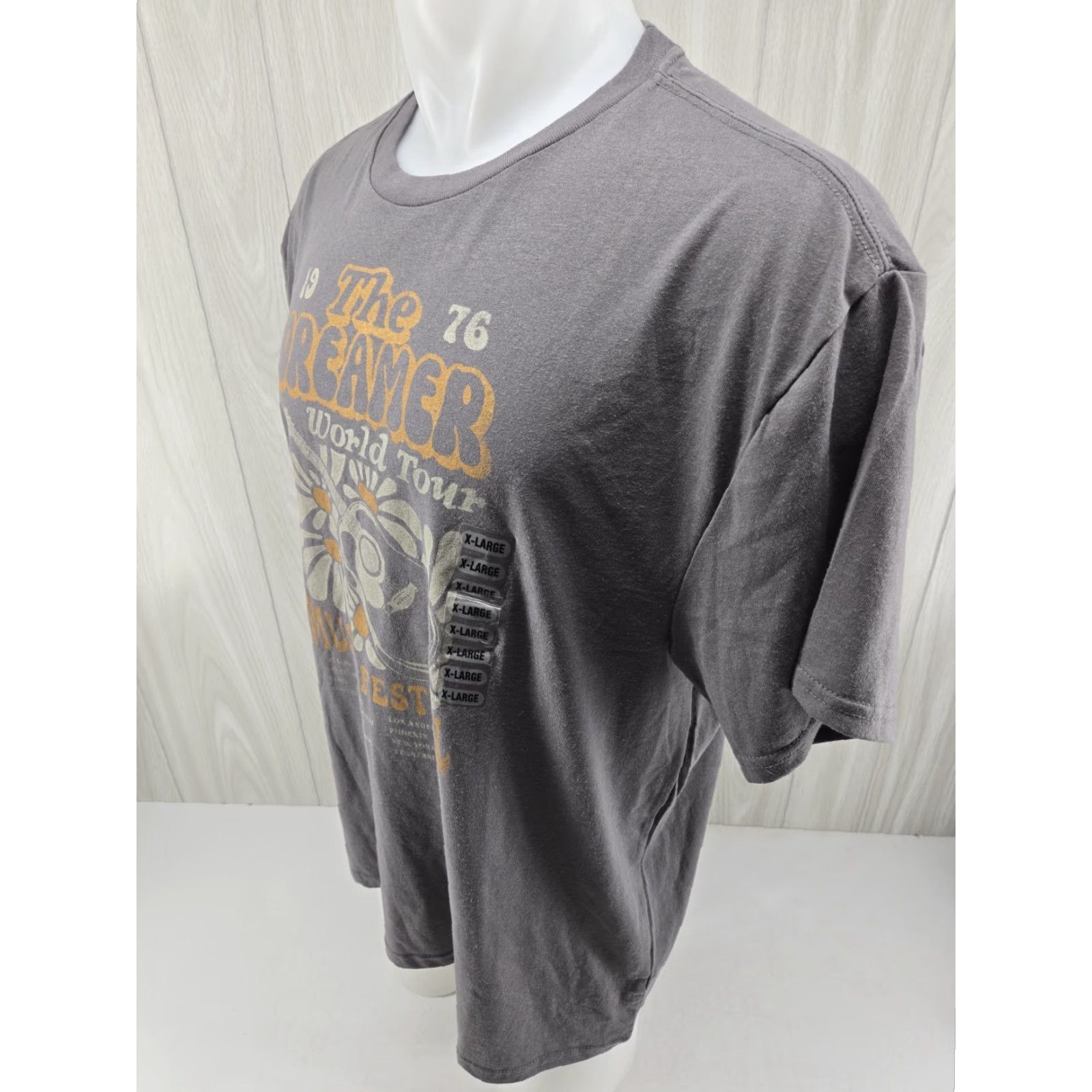 Vintage VINTAGE The Dreamer World Tour Music Festival Gray Short Sleeve T-Shirt Adult XL Size US XL / EU 56 / 4 - 5 Thumbnail