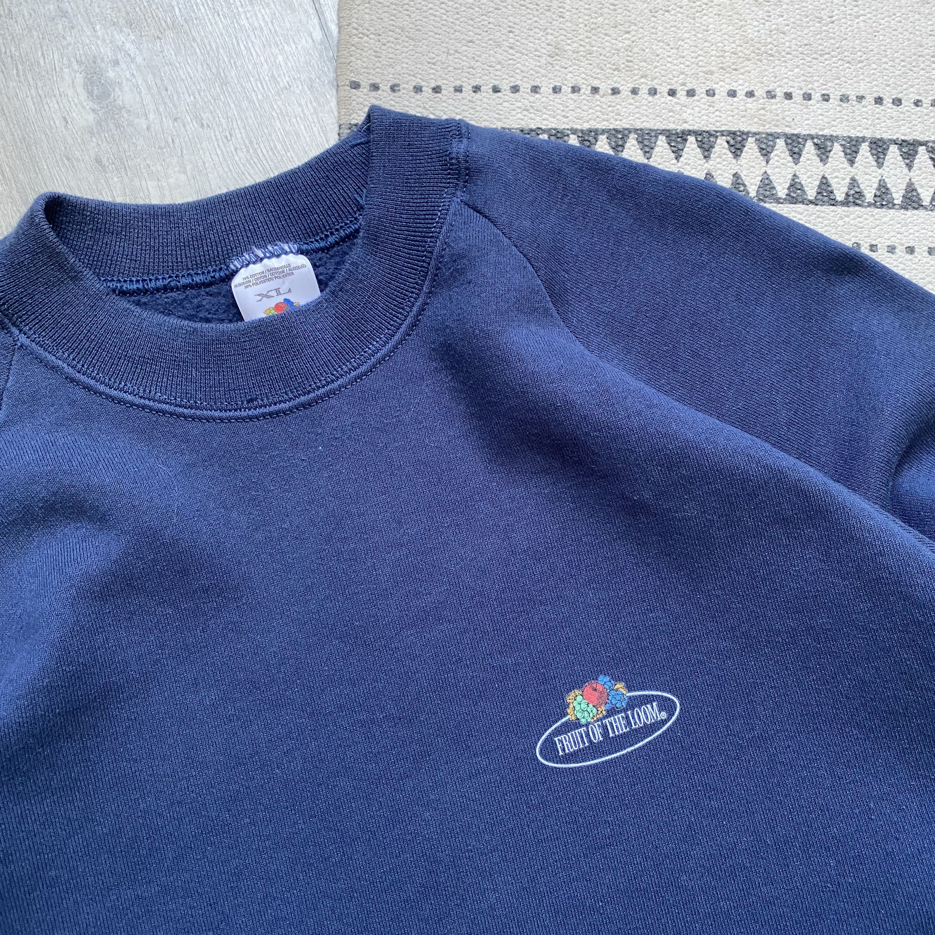 Fruit Of The Loom 🍇 Vintage Y2K 90s FOTL blank sweatshirt Russell style Size US L / EU 52-54 / 3 - 4 Thumbnail