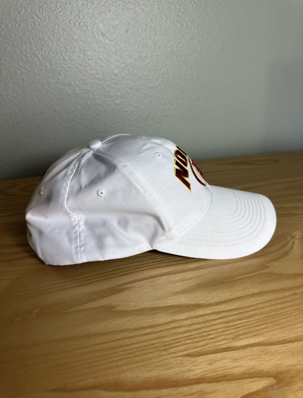 Vintage Vintage FSU Noles Snapback Hat – White and Garnet Football Size ONE SIZE - 5 Thumbnail