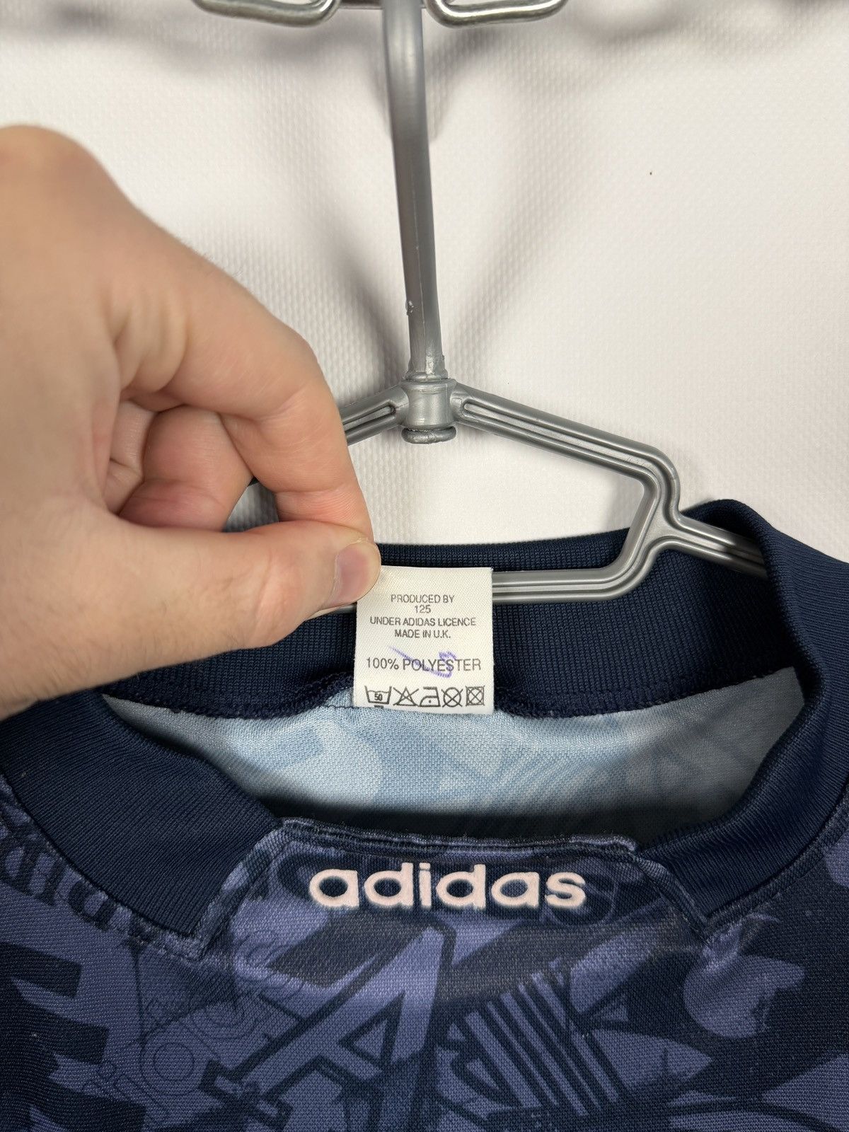 Adidas Adidas Vintage 90s Big Logo Jersey Soccer Tee Made in U.K. Size US L / EU 52-54 / 3 - 8 Thumbnail