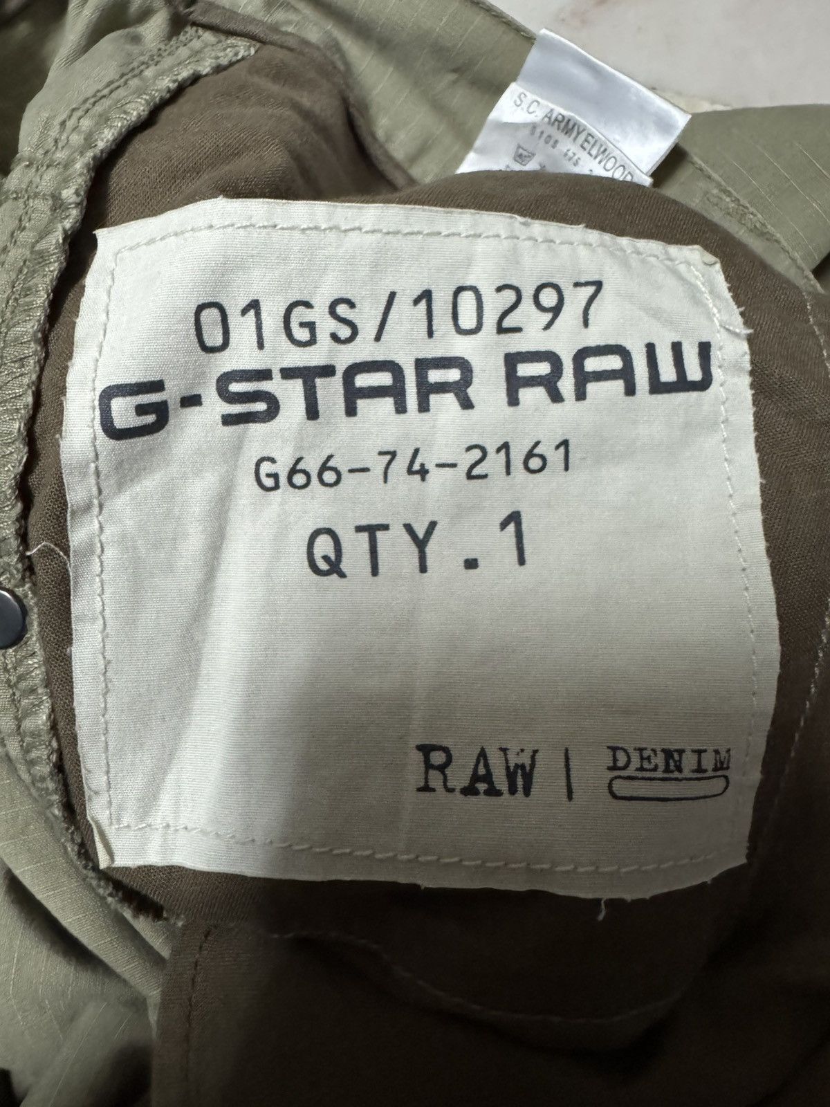 Undercover G-STAR RAW x S.C ARMY ELWOOD SICK MULTIPOCKET DOUBLE KNEE Size US 30 / EU 46 - 13 Thumbnail
