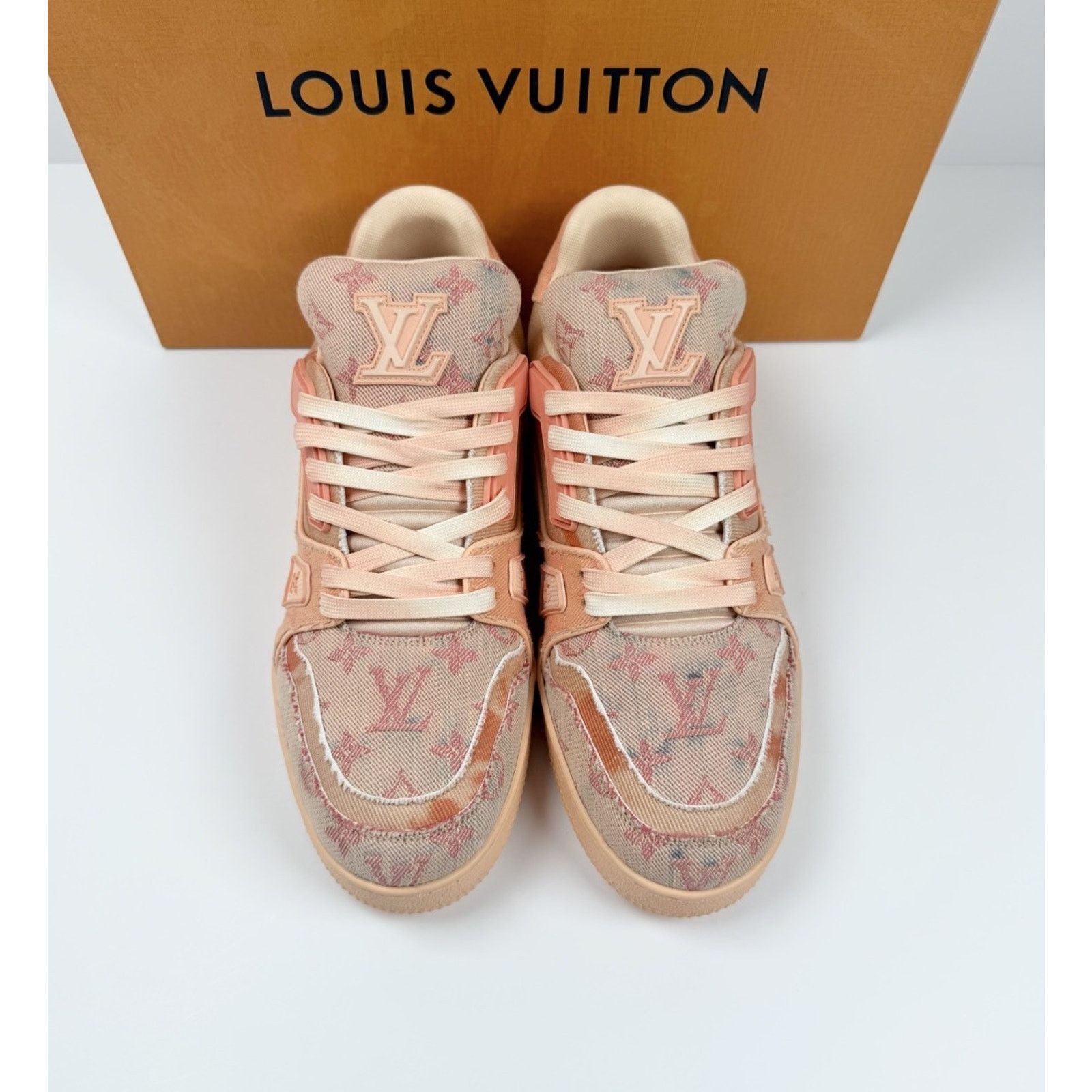 Louis Vuitton Size 6.5LV/7.5US - Louis Vuitton Denim Trainers WORN 1X! Size US 7.5 / EU 40-41 - 4 Thumbnail