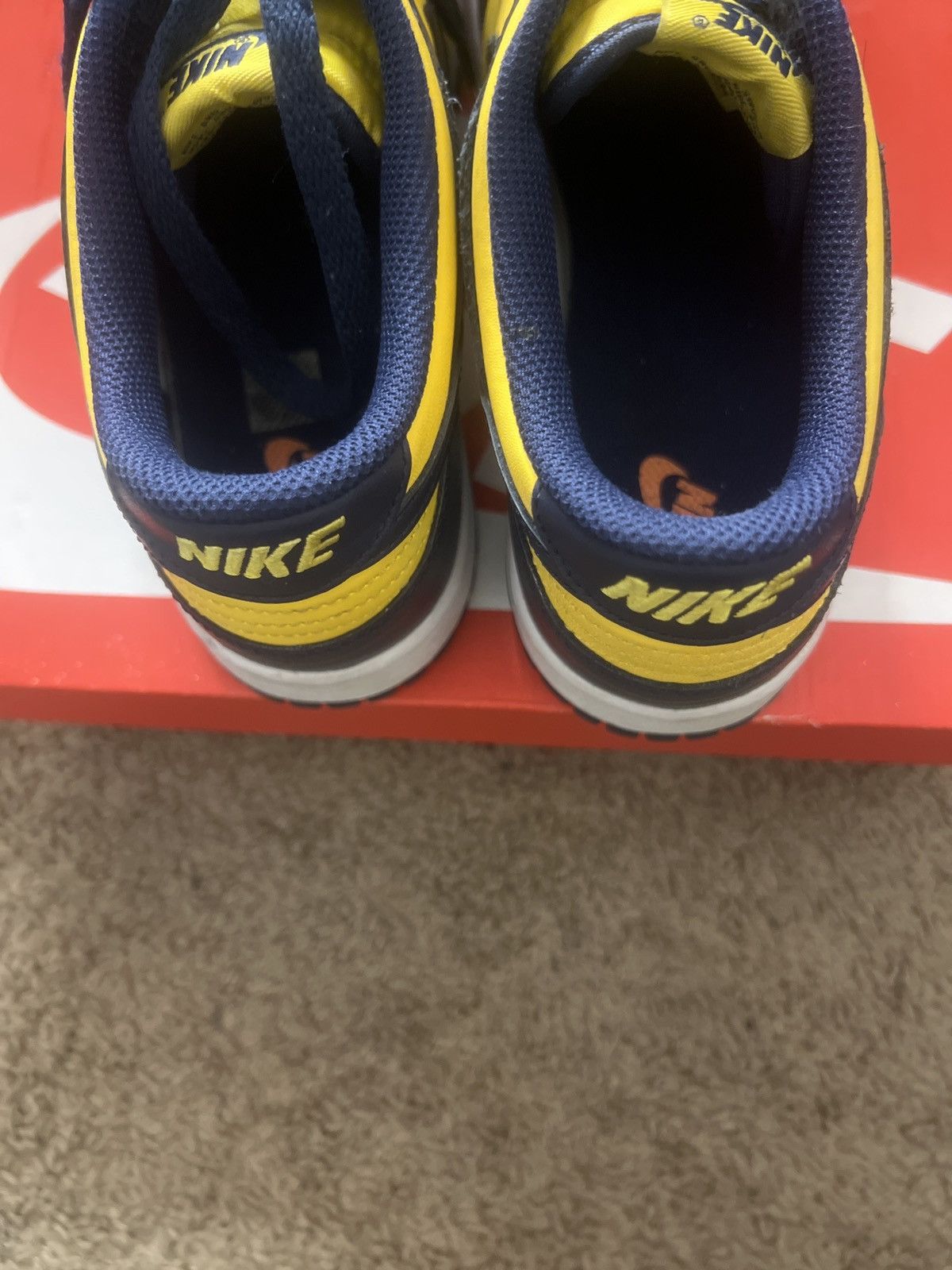 Nike Dunk Low 'Michigan' Size US 7 / EU 40 - 4 Thumbnail