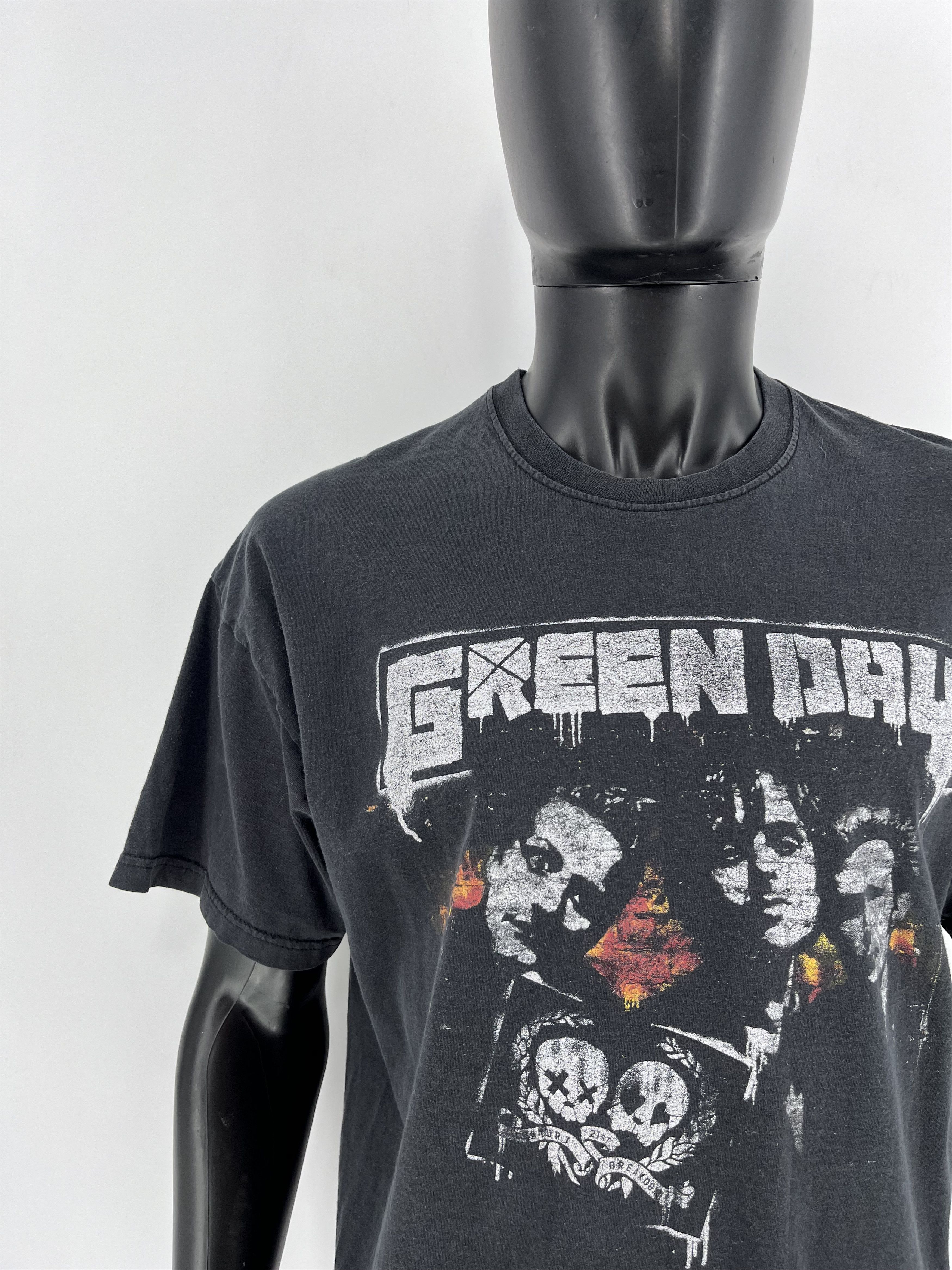 Band Tees × Vintage Vintage Y2K Green Day American Idiot Tour Band Tee Size US XL / EU 56 / 4 - 6 Thumbnail