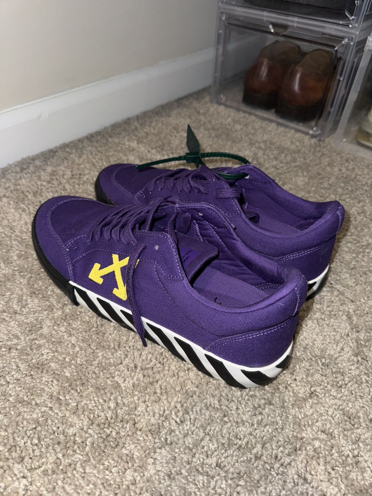 Off-White Off White Purple Vulcanized Low Size US 12 / EU 45 - 11 Thumbnail
