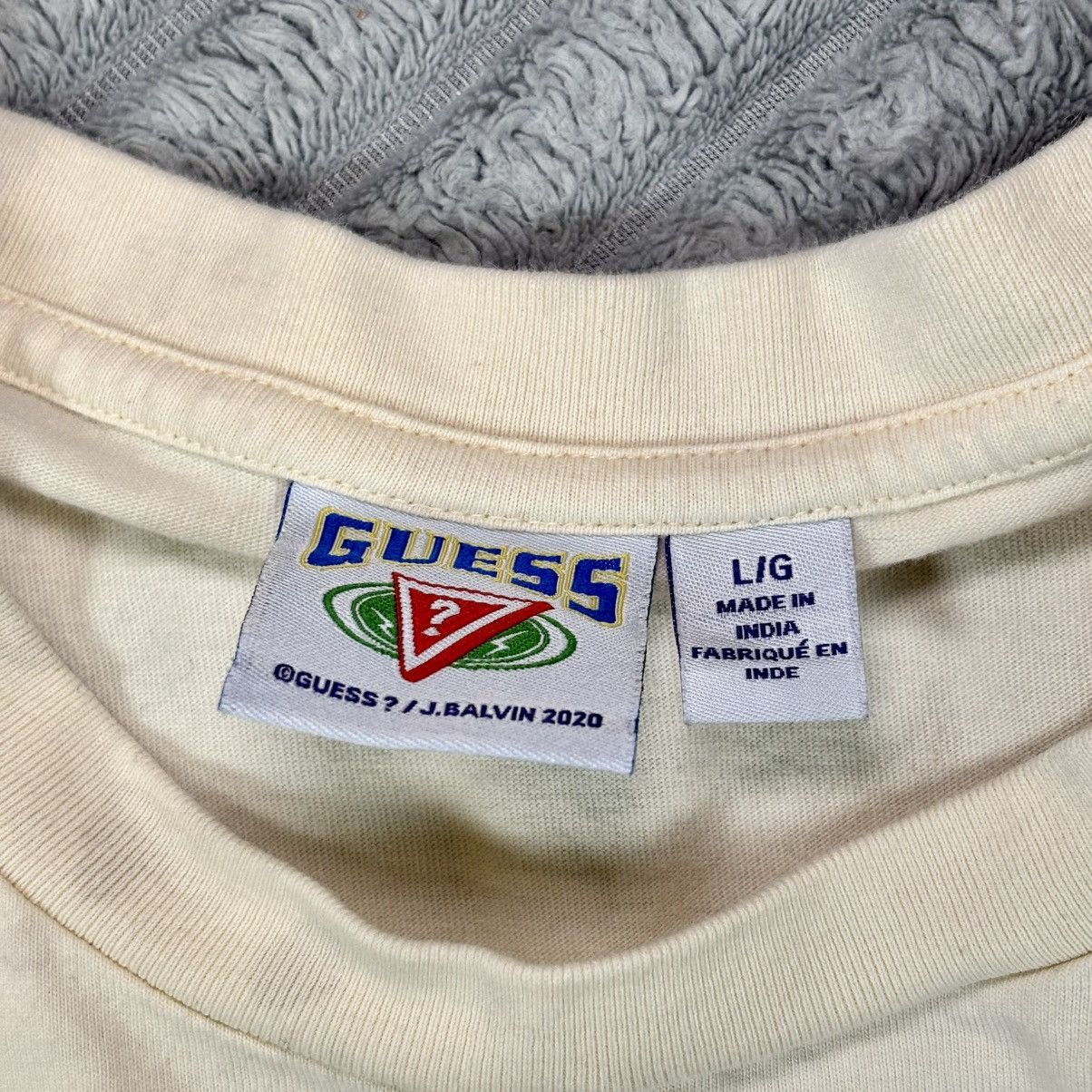 Guess Guess x J Balvin Collab Smile Face T-Shirt Size Large Size US L / EU 52-54 / 3 - 2 Thumbnail
