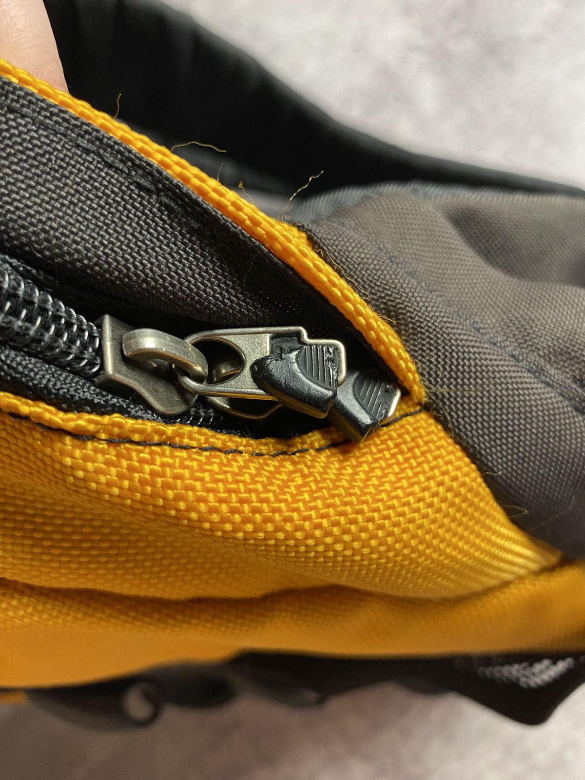 Oakley × Vintage Vintage Oakley Archive Back Pack Size ONE SIZE - 15 Thumbnail
