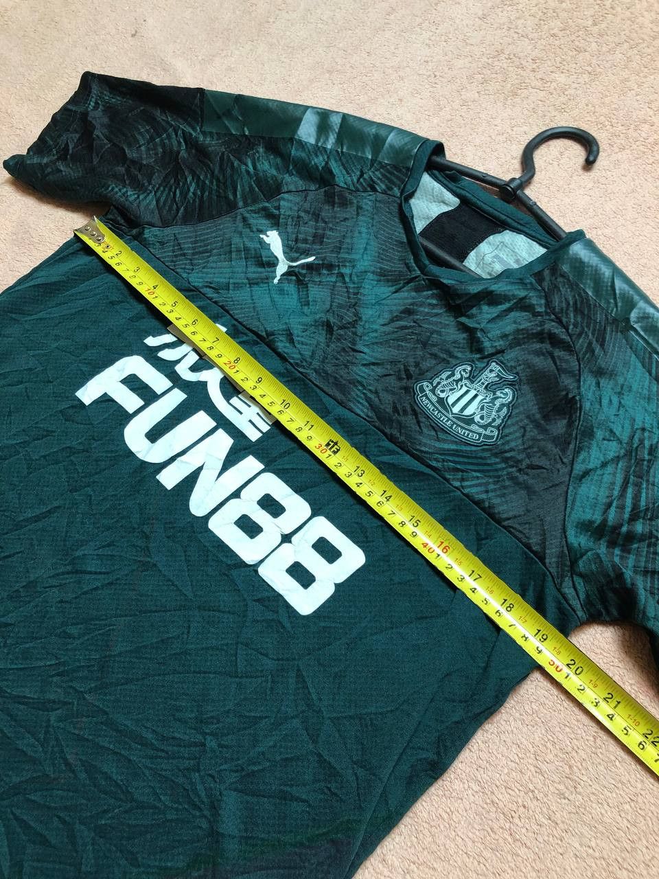 Puma Vintage Jerseys green Puma T-shirt Y2K sportwear Size US M / EU 48-50 / 2 - 9 Thumbnail