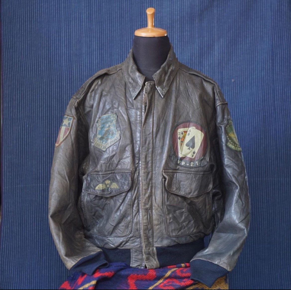VINTAGE 1987 AVIREX TYPE A-2 AIR FORCE DISTRESSED LEATHER