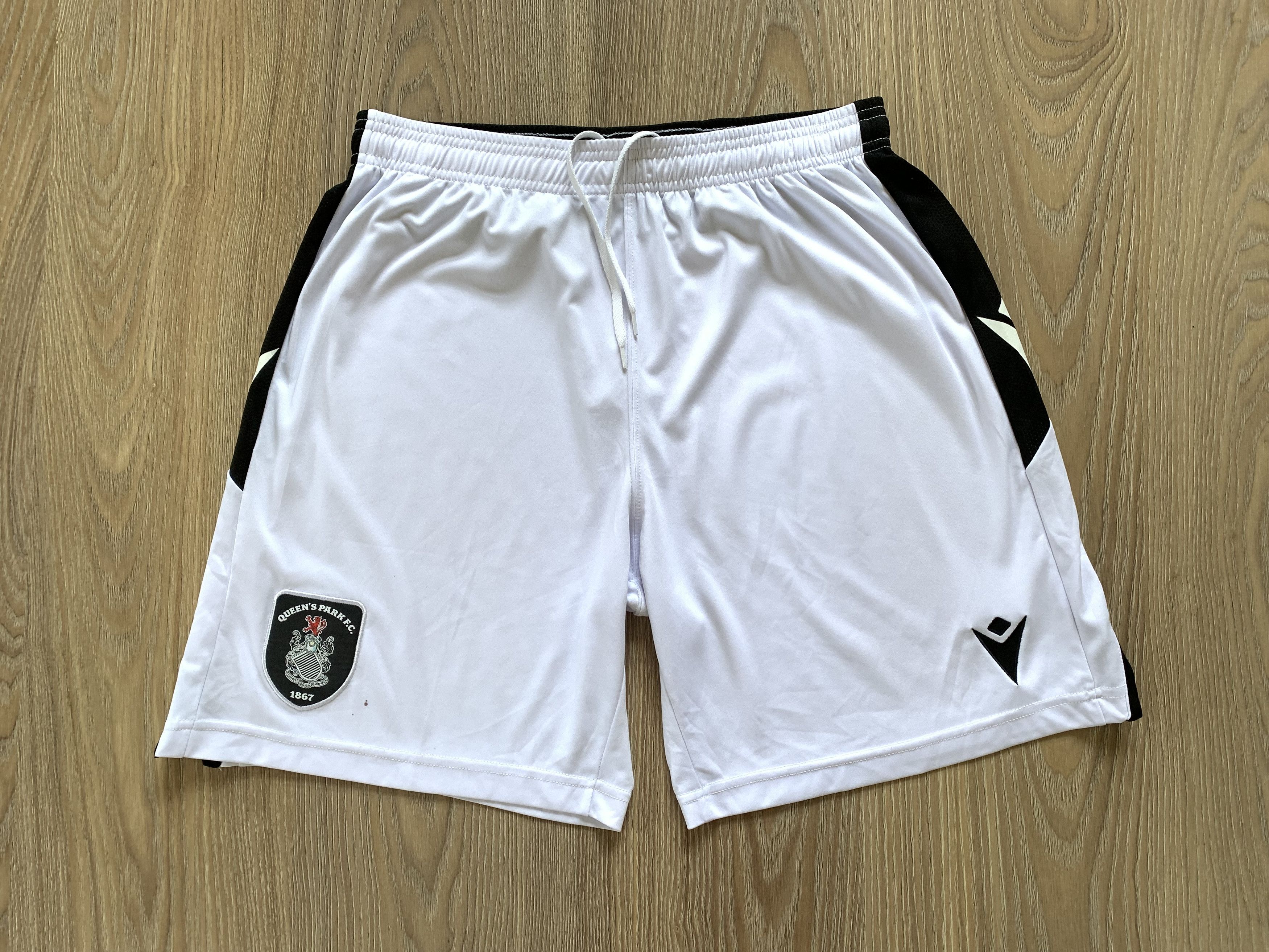 Macron × Vintage Macron Queen's Park FC Soccer Shorts Size US 33 - 2 Thumbnail