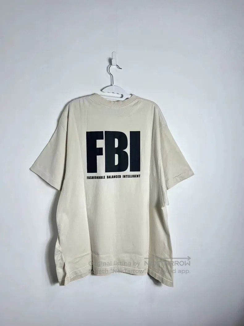 Balenciaga Balenciaga FBI Khaki Short Sleeve Size US S / EU 44-46 / 1 - 2 Thumbnail