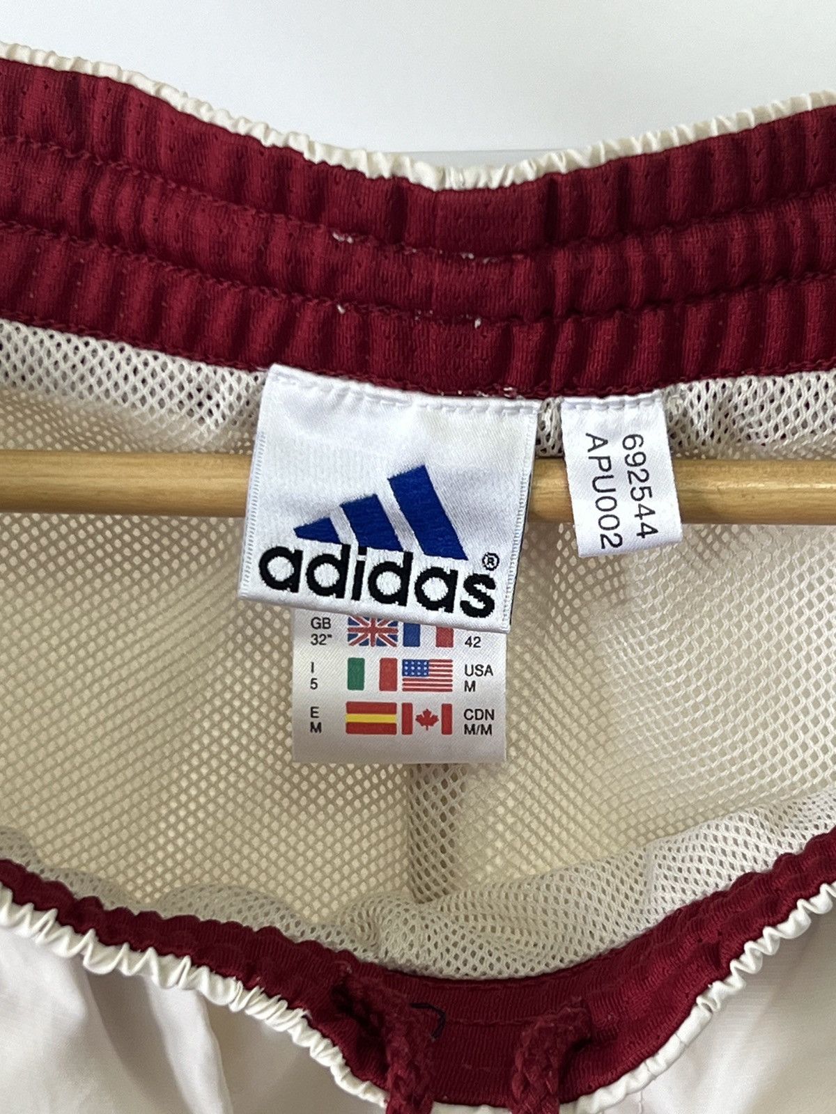 Adidas × Vintage Adidas vintage shorts 🩳 Size US 34 / EU 50 - 6 Thumbnail