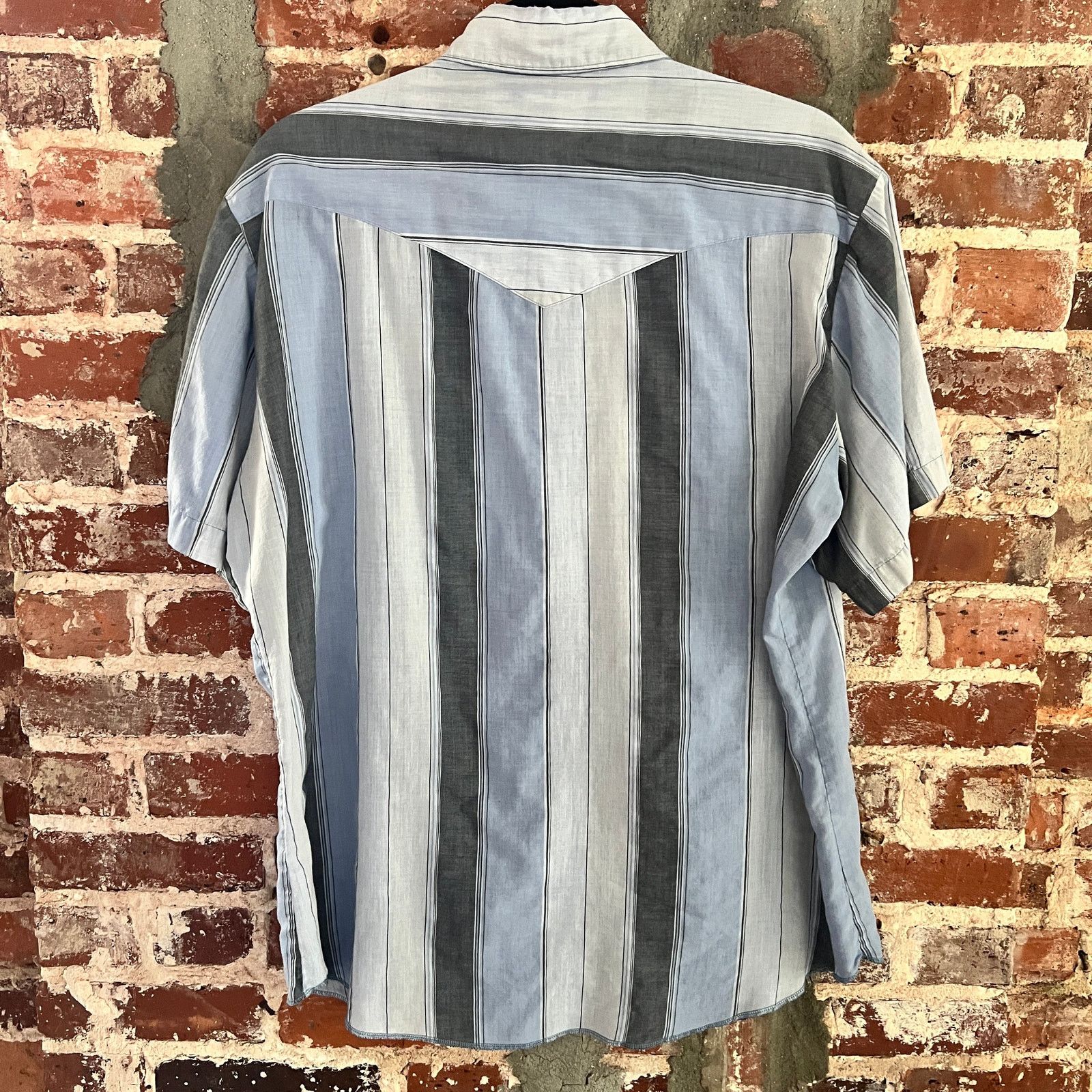 Wrangler VTG Wrangler Men's SS Western Pearl Snap Shirt L 23x29 Size US L / EU 52-54 / 3 - 4 Thumbnail