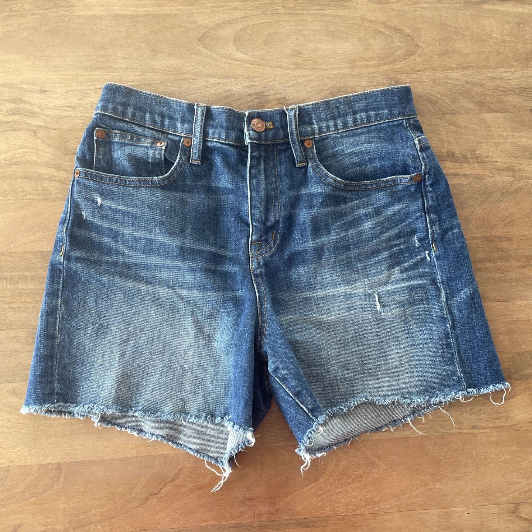 Madewell Madewell Denim Shorts Women 26 Cut Off High Rise Medium Wash 30 Waist Cotton Blend Flat Front Raw Hem 90s Y2K Vintage No Size 26" / US 2 / IT 38 - 2 Thumbnail