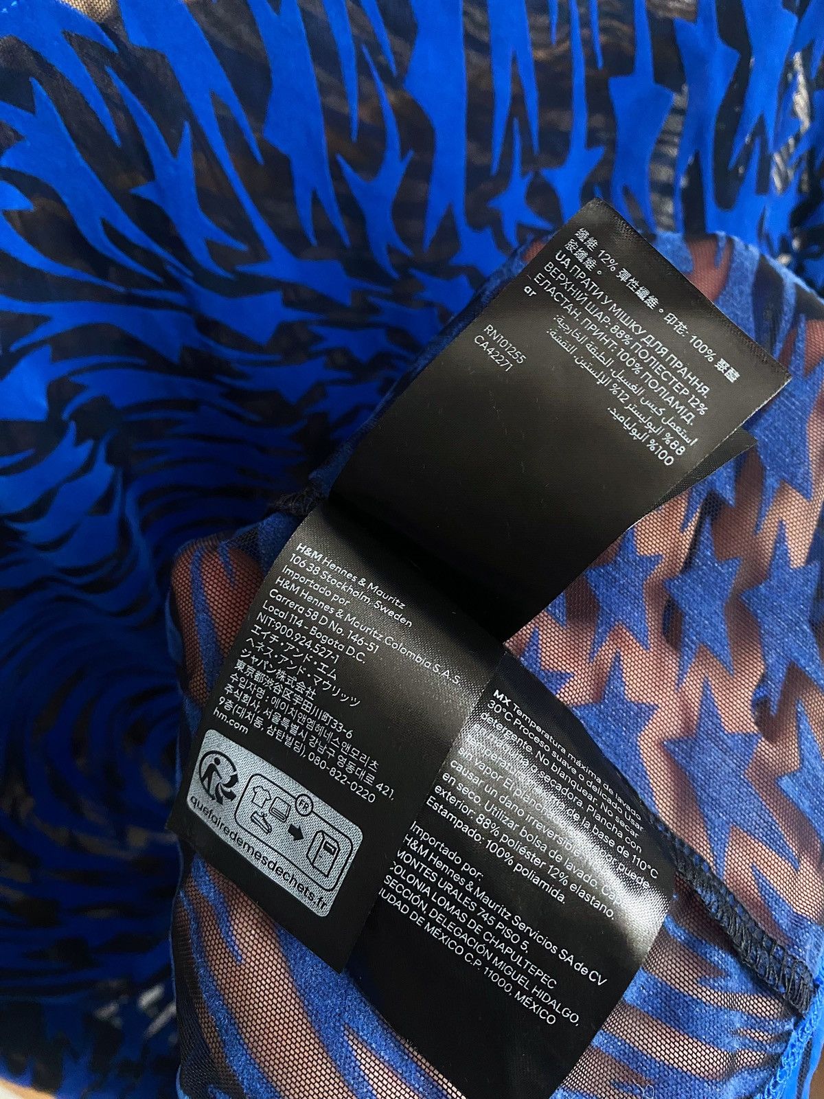 H&M × Mugler × Thierry Mugler Mugler x H&M Swirling Star Mesh T-Shirt Size US M / EU 48-50 / 2 - 9 Thumbnail