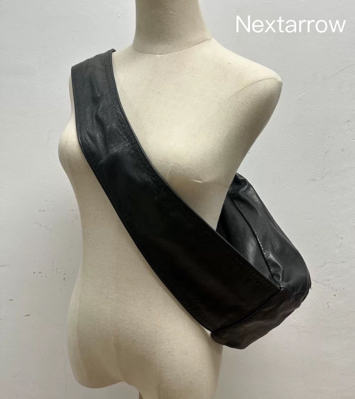 Yohji Yamamoto Yohji Yamamoto Shoulder Bucket Crossbody Bag2412-Nextarrow Size ONE SIZE - 1 Thumbnail
