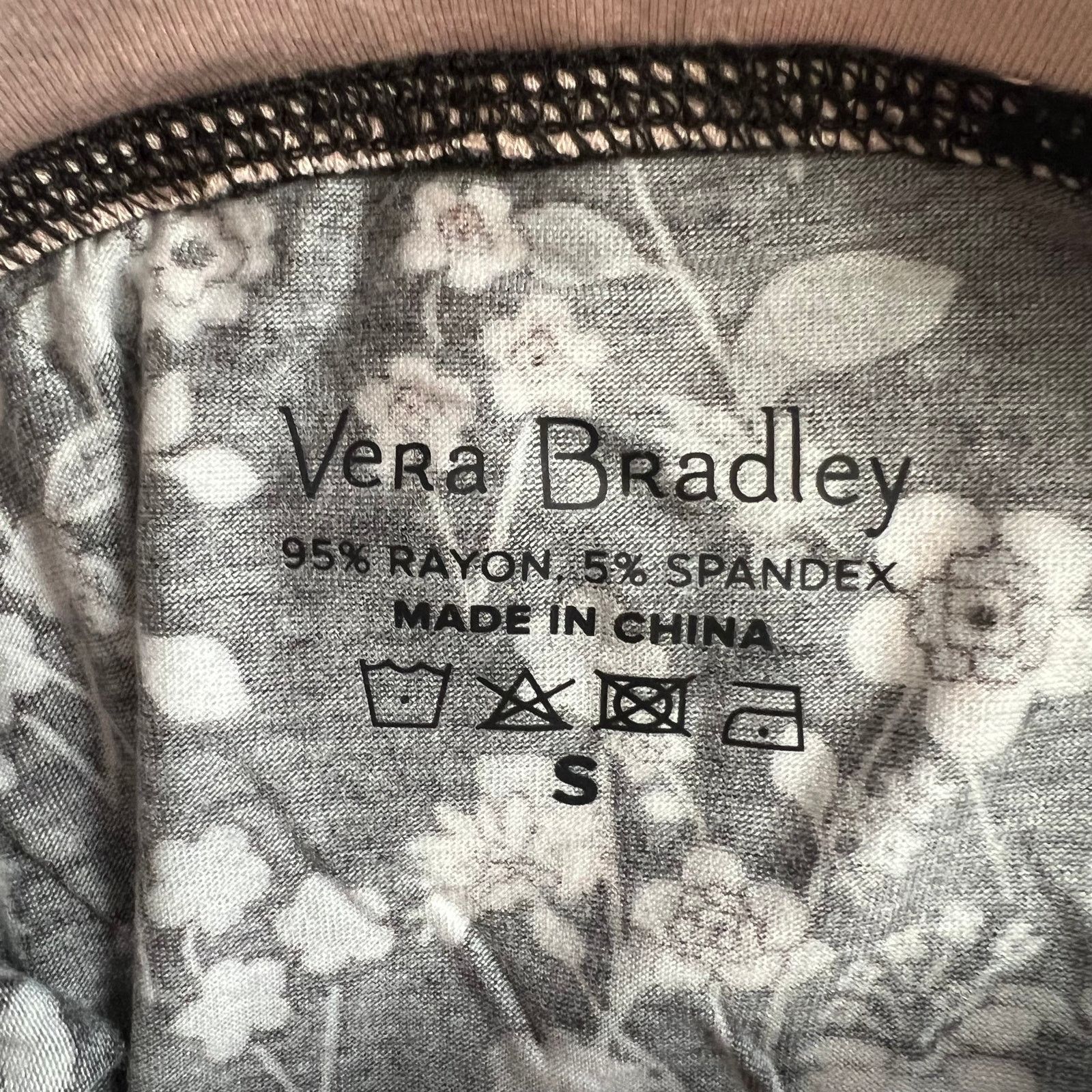 Vera Bradley VERA BRADLEY Black Floral Flared Pants w/ Tag, Small Size 28" / US 6 / IT 42 - 5 Thumbnail