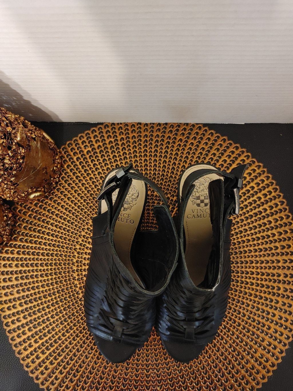 Vince Camuto Vince Camuto size 9M Size US 9 / IT 39 - 2 Thumbnail