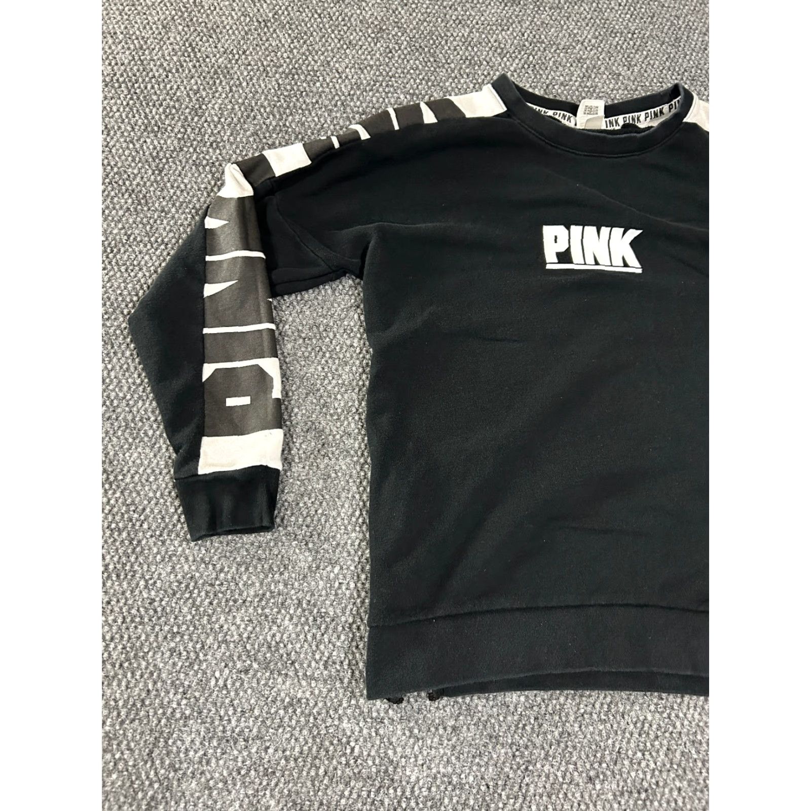 Victoria's Secret Victoria's Secret PINK Sweatshirt Woman Small Black Logo Side Zip Pullover 1/4 Zip Raglan Sleeve Mock Neck Size S / US 4 / IT 40 - 3 Thumbnail