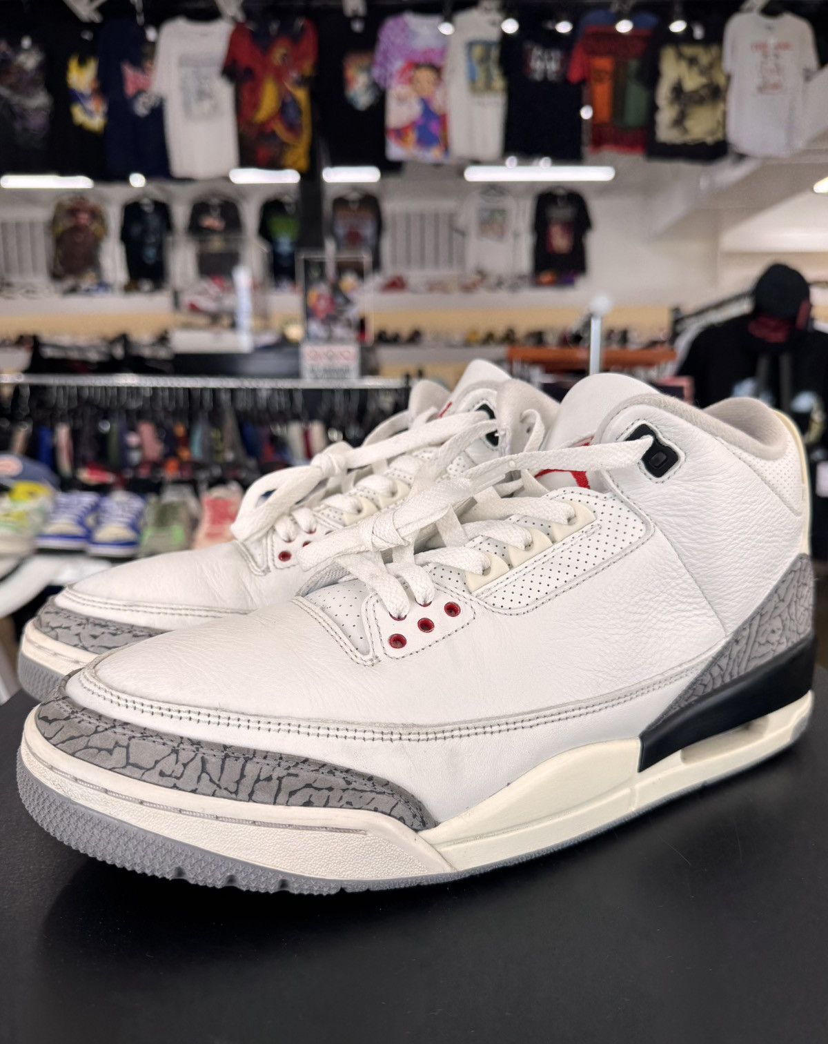 Jordan Brand Air Jordan 3 White Cement Reimagined Size 12.5 (2023) Size US 12.5 / EU 45-46 - 1 Thumbnail