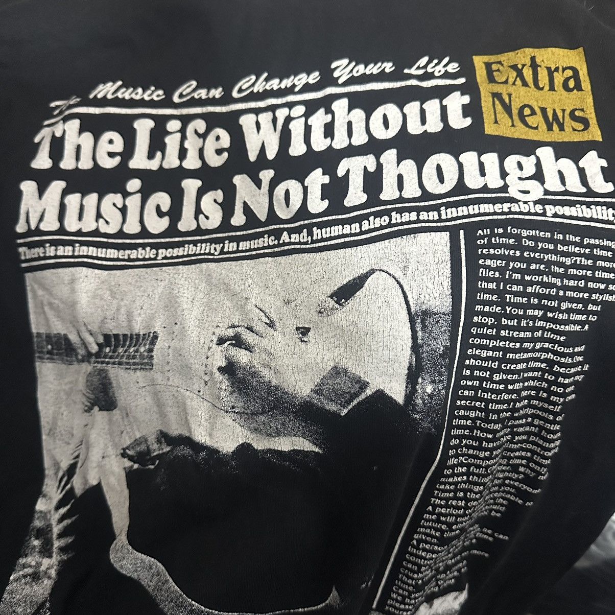 Band Tees × Japanese Brand Poem of life Without music tee punk rock paper skin Size US M / EU 48-50 / 2 - 4 Thumbnail