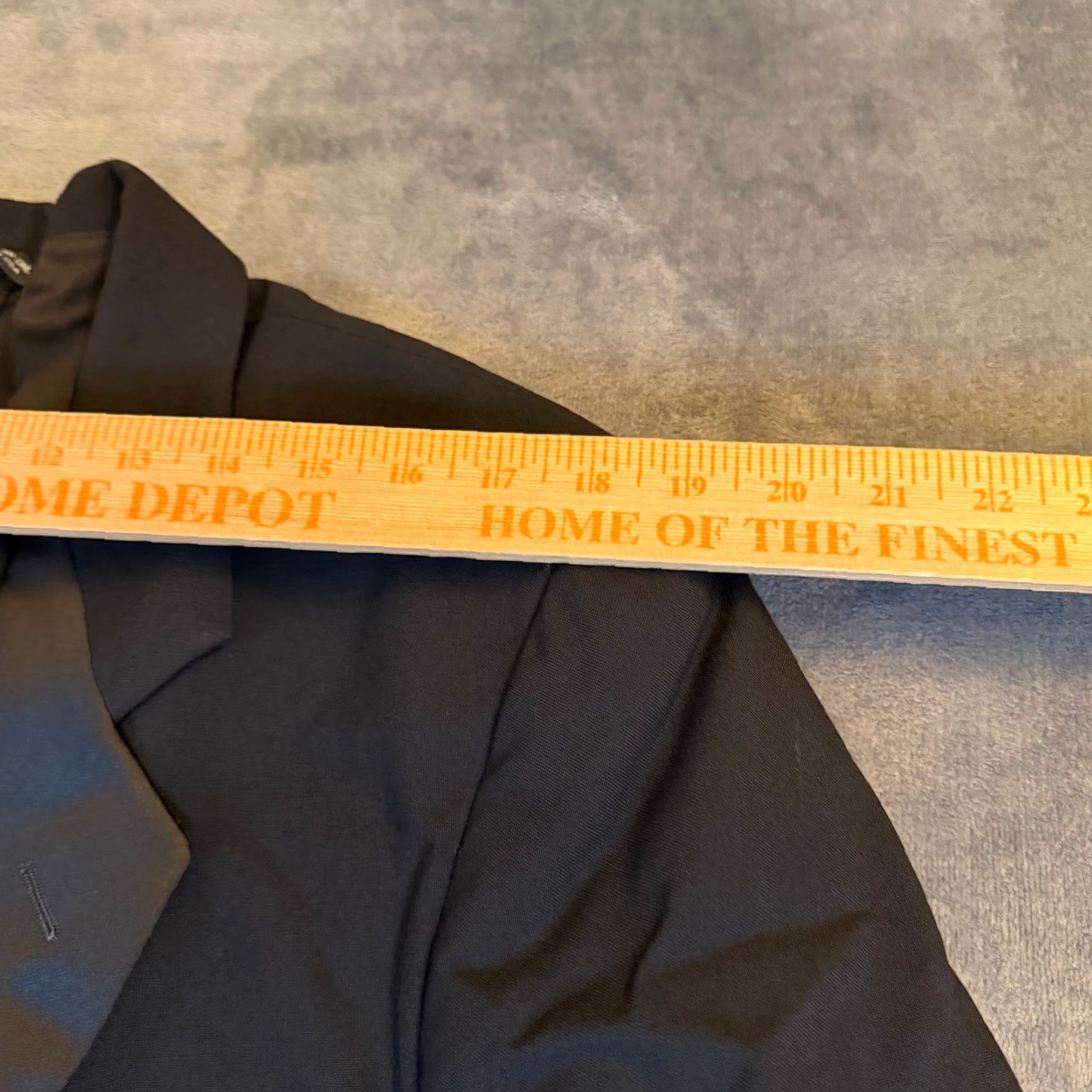 Vintage Neil Allyn Tuxedo Blazer Mens 43R Black Wool Satin Peak Lapel Formal Single-Breasted Notch Lapel 100% Wool Wedding Costume Casual Dinner Jacket Size 46R - 7 Thumbnail