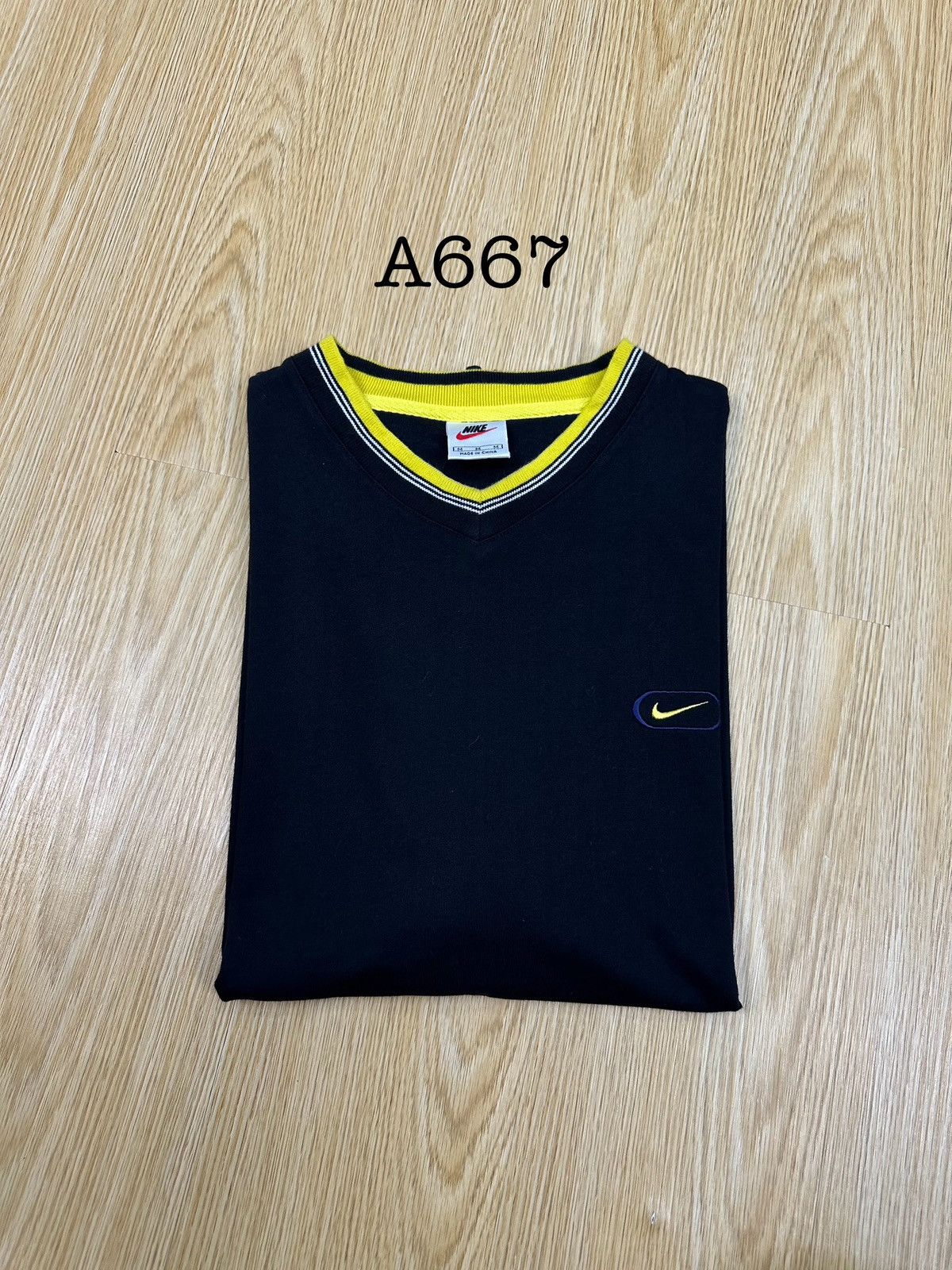 Nike Vintage Nike Swoosh 90s Embroidery Logo A667 Size US M / EU 48-50 / 2 - 11 Thumbnail