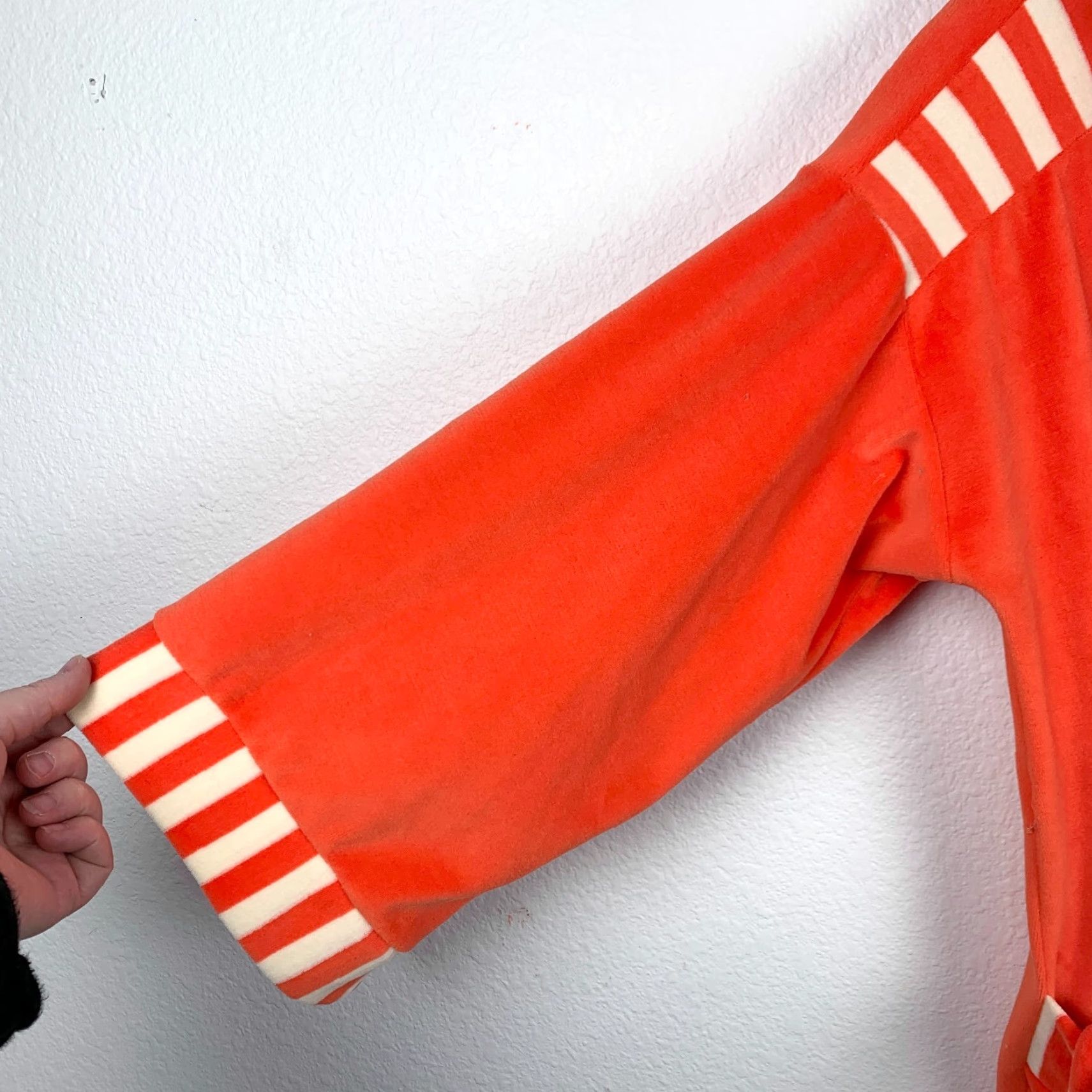 Velour VINTAGE Niki-Lu Velour Retro Orange White Belted Hooded Long Robe Shirt Small S Womens Size ONE SIZE - 2 Thumbnail