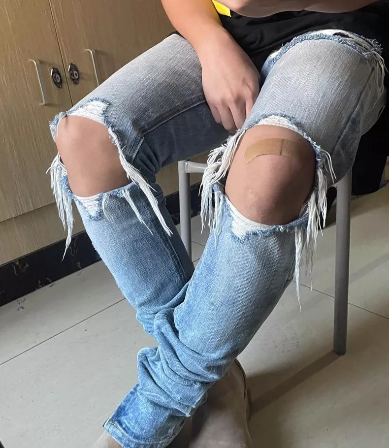 Fear of God Fear of God The third batch of blue cattle Size US 30 / EU 46 - 5 Thumbnail