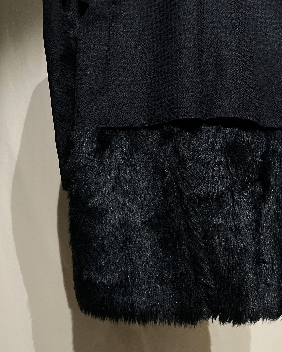 Comme des Garcons Homme Plus A/W2023 CdG HOMME PLUS - Faux Fur Paneled Tailored Jacket Size US S / EU 44-46 / 1 - 7 Thumbnail