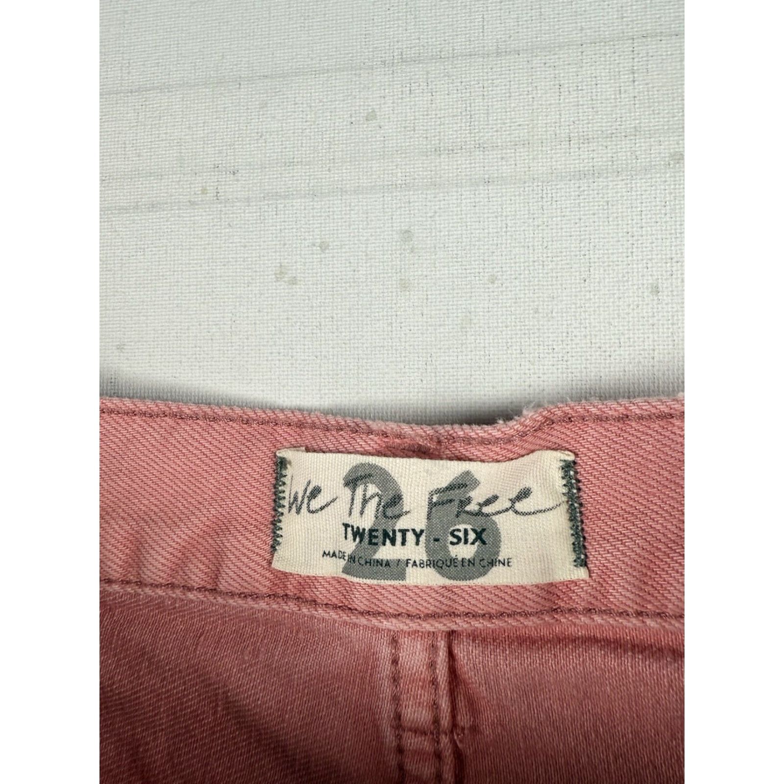 Free People NWT Free People We the Free Sofia Distressed Cutoff Button Fly Shorts Size 26 Pink Women Boyfriend Regular 26 NWT Size 26" / US 2 / IT 38 - 3 Thumbnail