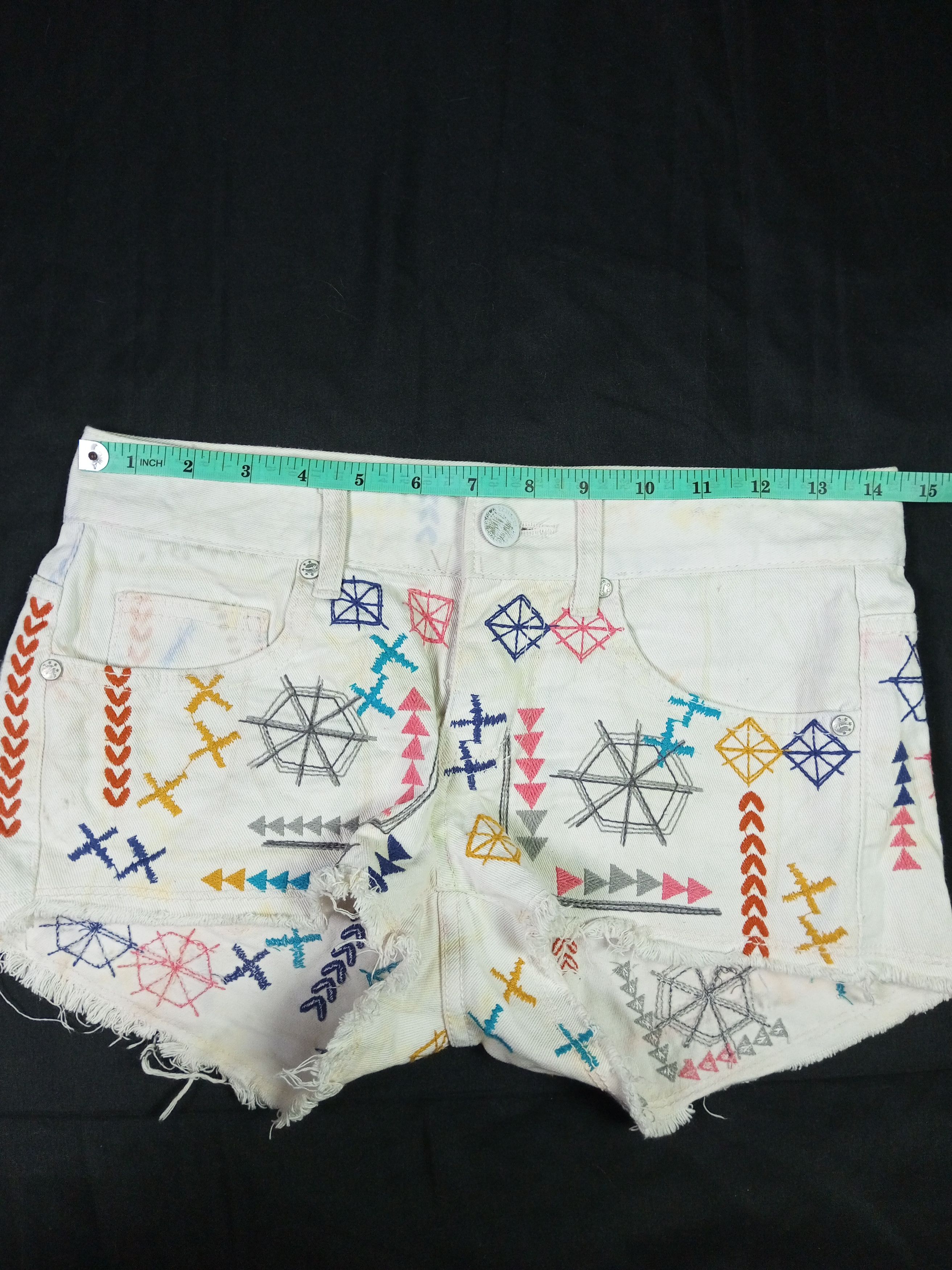 Japanese Brand Vincent by Designer Club Jeans denim shorts ☠️✨ Size 22" - 10 Thumbnail