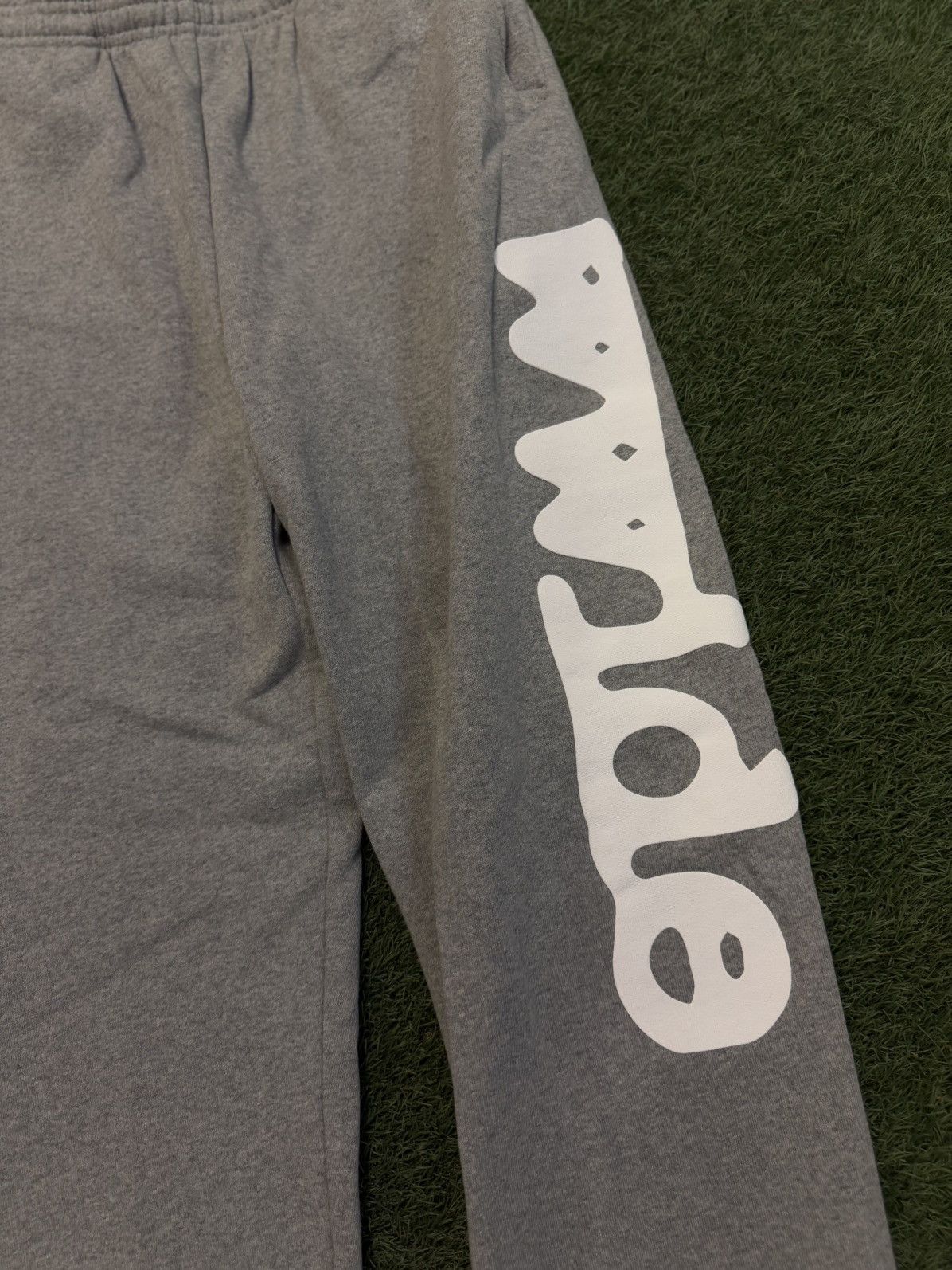 Sp5der Sp5der Worldwide Grey Beluga Size M (NEW) Size US 30 / EU 46 - 4 Thumbnail