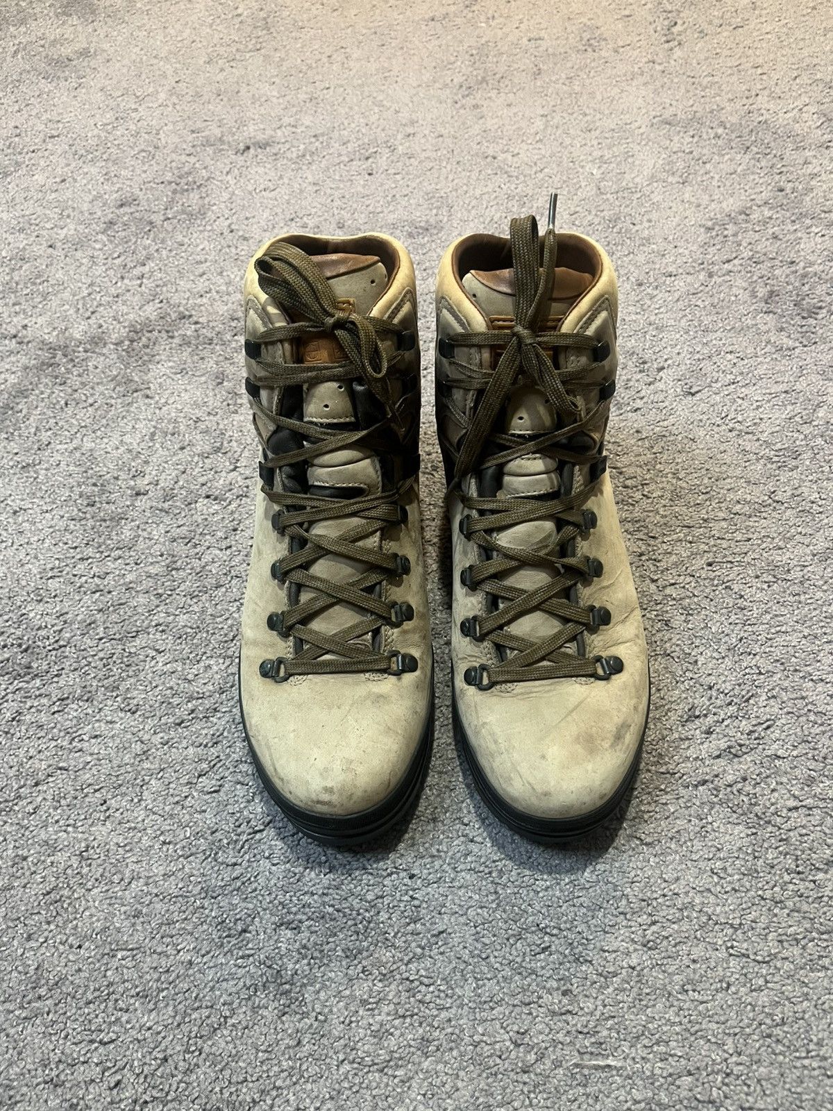 Kith × Timberland KITH Exclusive Timberland World Hiker OG - Gopher 2018 Size US 12 / EU 45 - 3 Thumbnail