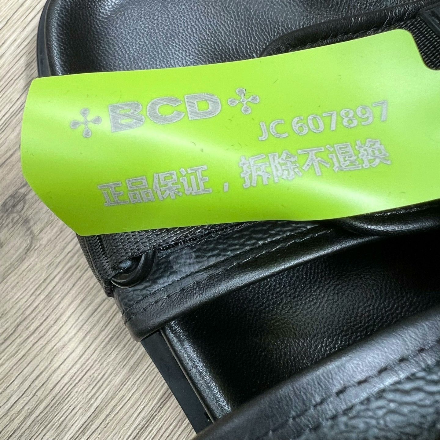 Louis Vuitton LV Monogram Black Sandals Size US 7 / EU 40 - 7 Thumbnail