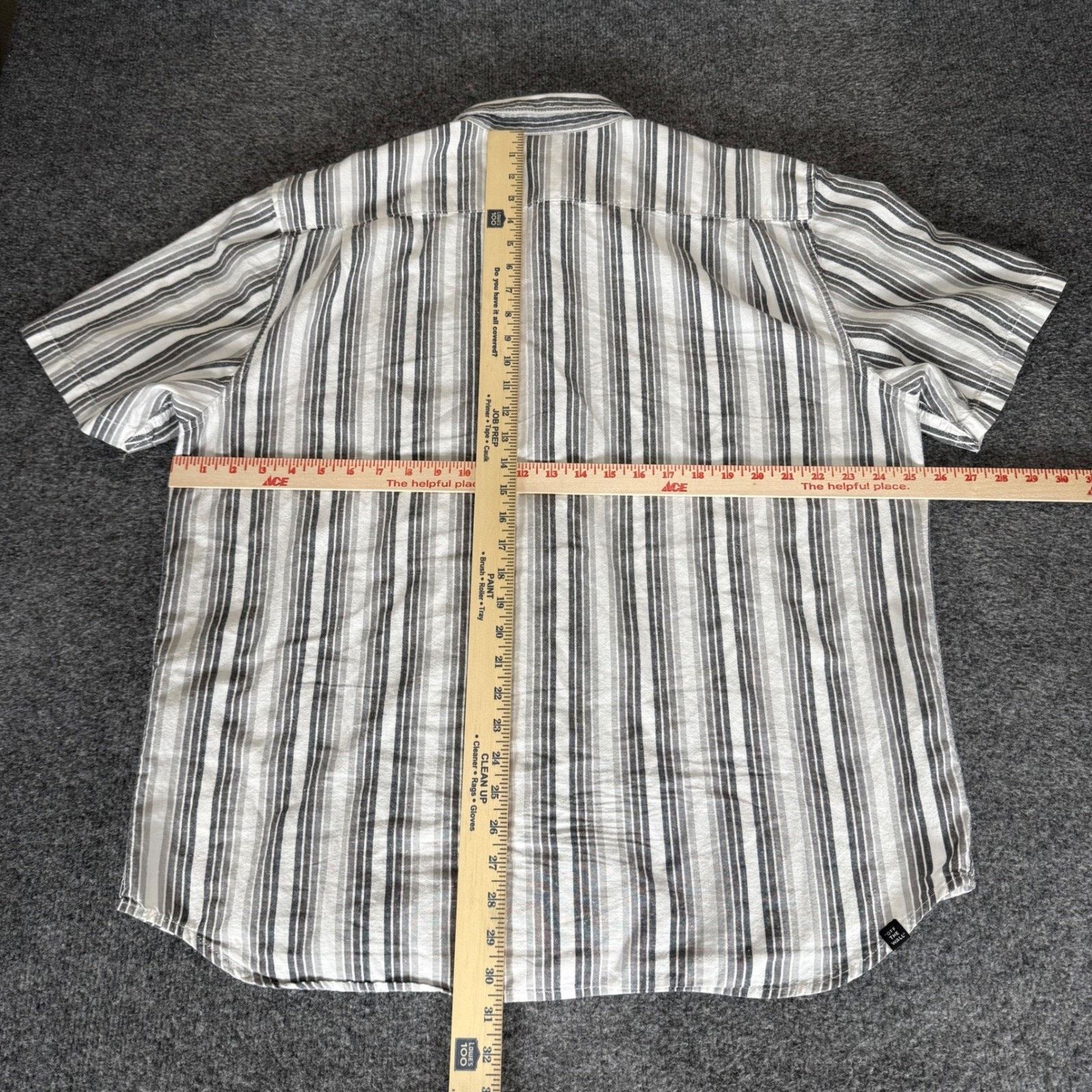Vans Vans Mens XXL Gray Striped Short Sleeve Button Up Shirt Top Size US XXL / EU 58 / 5 - 4 Thumbnail