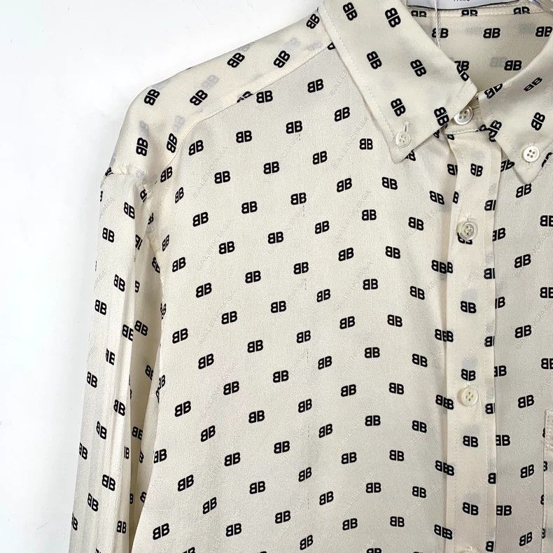 Balenciaga Balenciaga size 34 Beige logo printed full print turtlenec Size US XXS / EU 40 - 3 Thumbnail