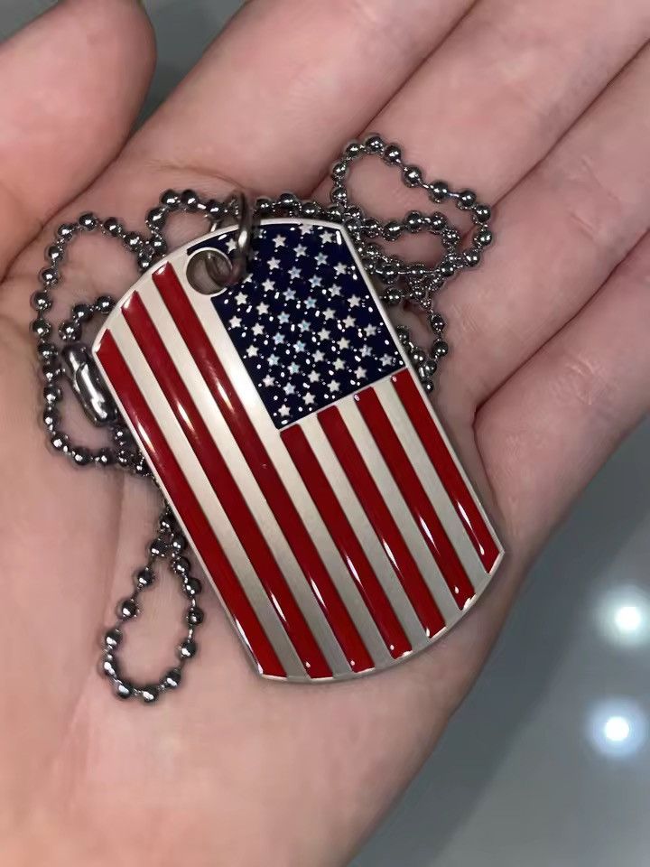 Other Vintage USA Flag Military Style Dog Tag Pendant Necklace Size ONE SIZE - 1 Thumbnail