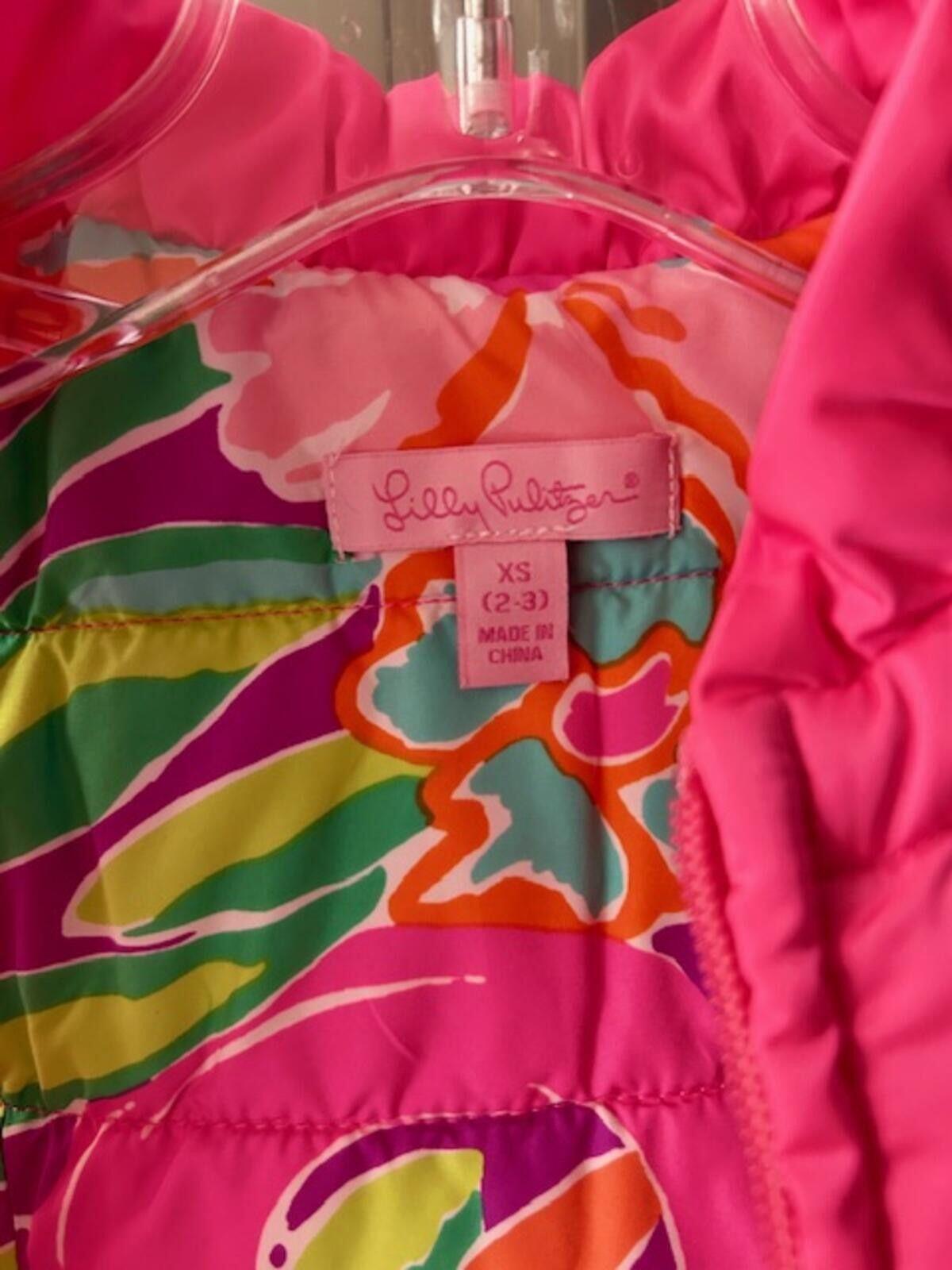 Other Lilly Pulitzer Pink Puffer Vest Bow Detail Girls XS (2/3) Size XS / US 0-2 / IT 36-38 - 4 Thumbnail