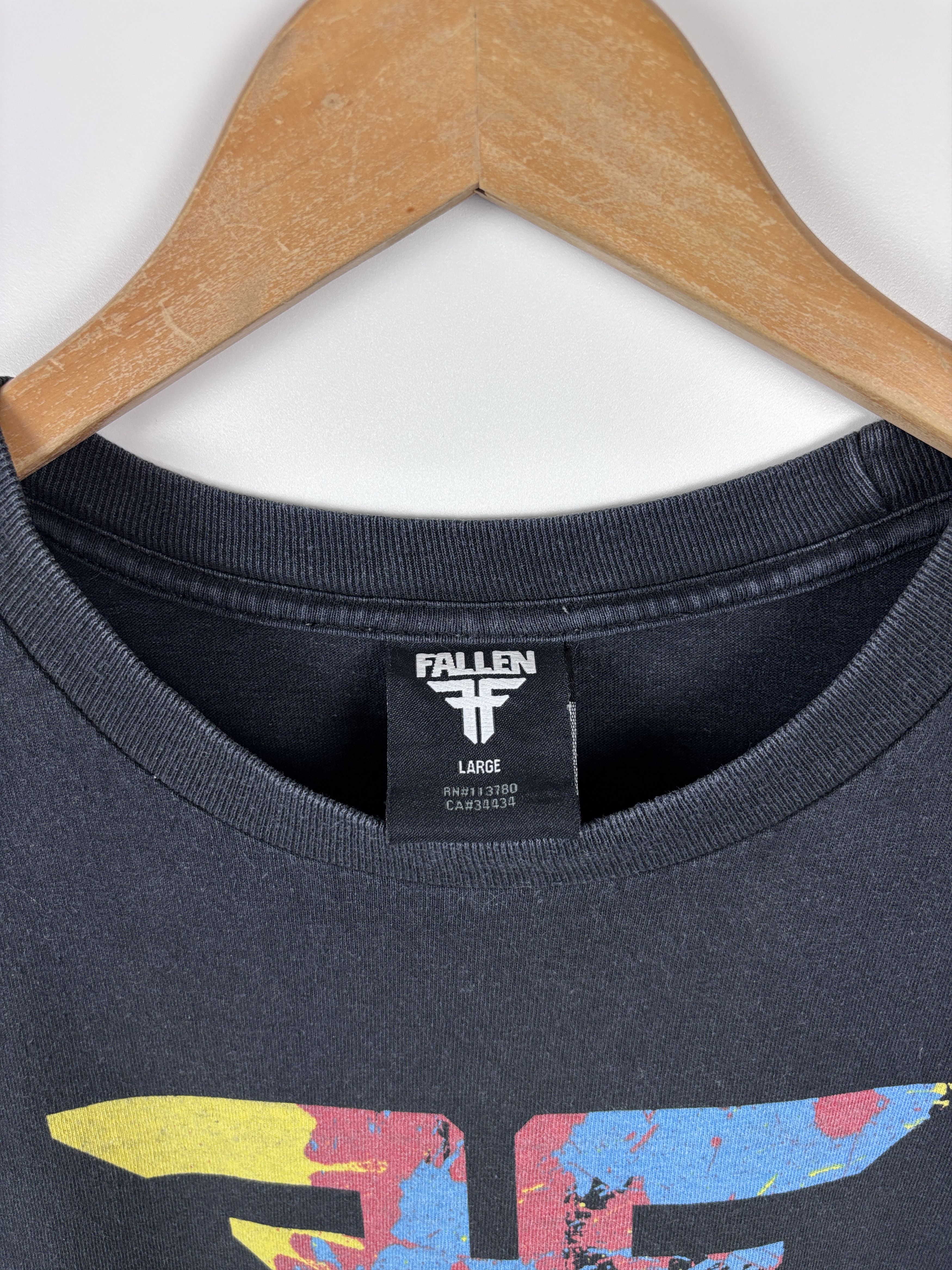 Fallen × Vintage Mens Fallen Skateboard Logo T-Shirt Y2K Black Size L Size US L / EU 52-54 / 3 - 4 Thumbnail