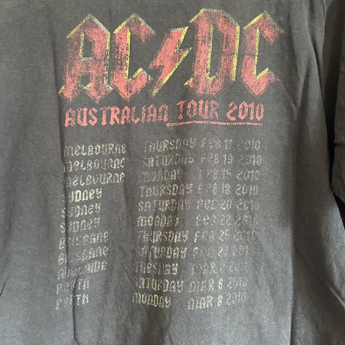 Band Tees AC/DC Australian Tour 2010 Band T-Shirt Size US M / EU 48-50 / 2 - 7 Thumbnail