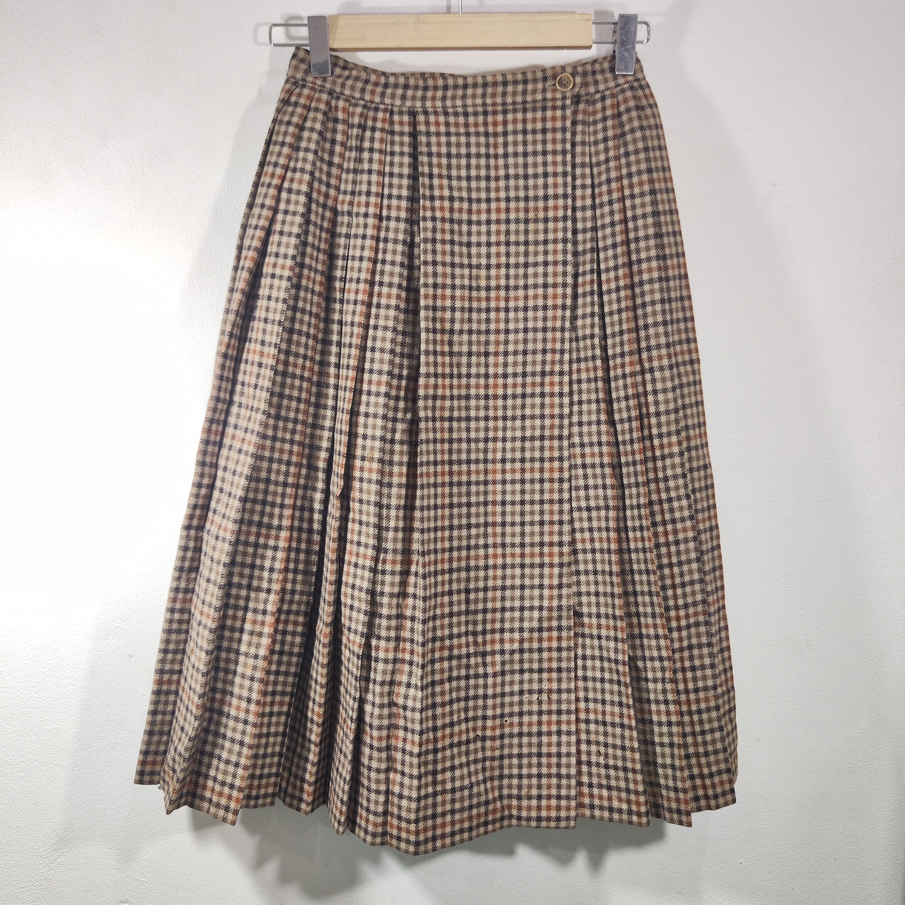 Burberry Burberry Women's Skirts Checkered Wool Fabric w24 Size 24" / US 00 / IT 34 - 1 Thumbnail