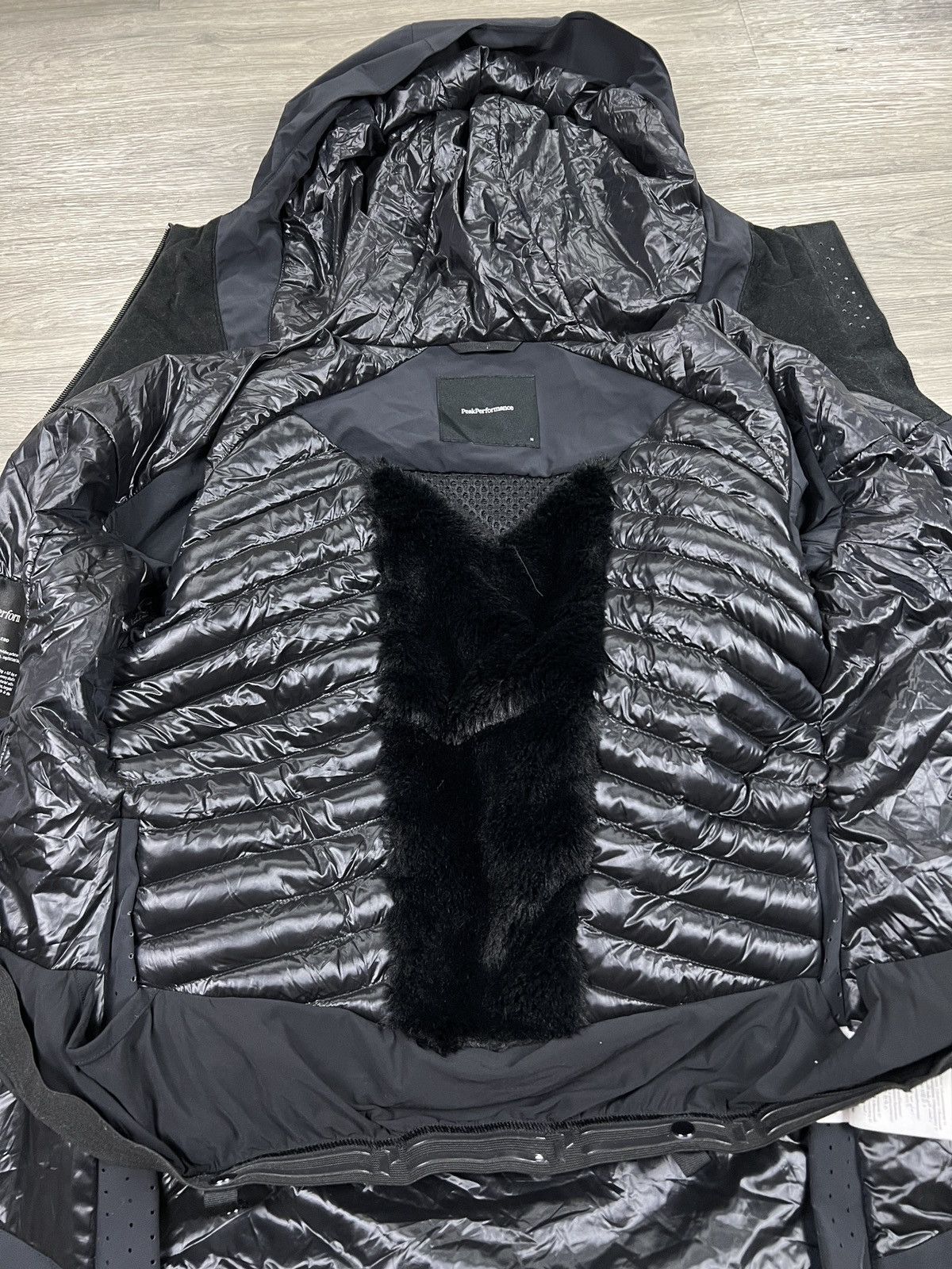 Peak Performance BUNDA PEAK PERFORMANCE W.VELCOREJ ACTIVE SKI JACKET BLACK Size M / US 6-8 / IT 42-44 - 19 Thumbnail