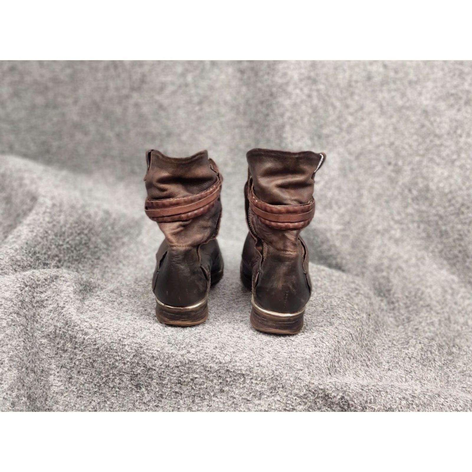 Vintage VINTAGE Airstep 98 Design Zipper Brown Leather Ankle Women Boots Size US 7 / IT 37 - 6 Thumbnail