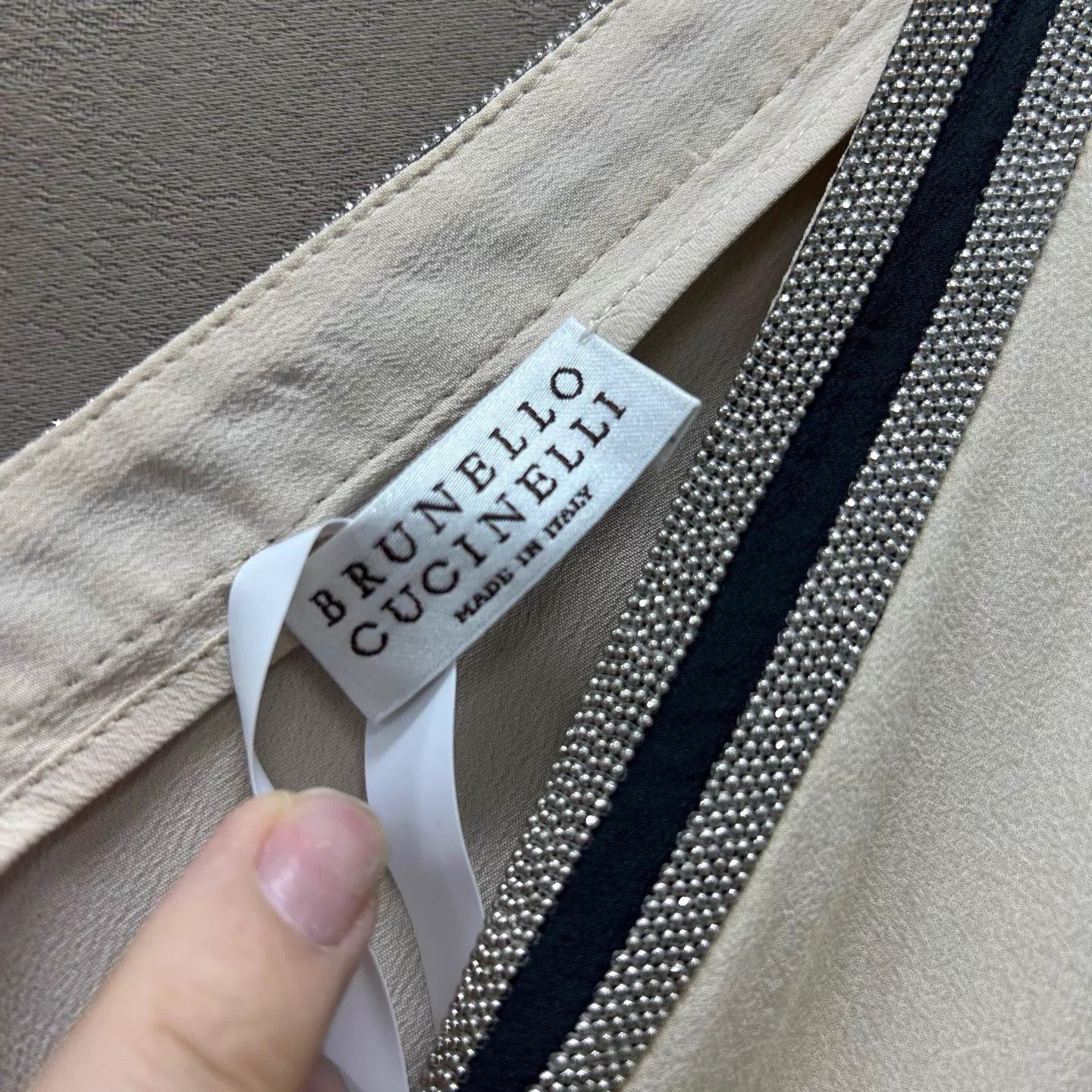 Brunello Cucinelli Brunello Cucinelli 99 New Ivory V-neck Dress L Size L / US 10 / IT 46 - 3 Thumbnail