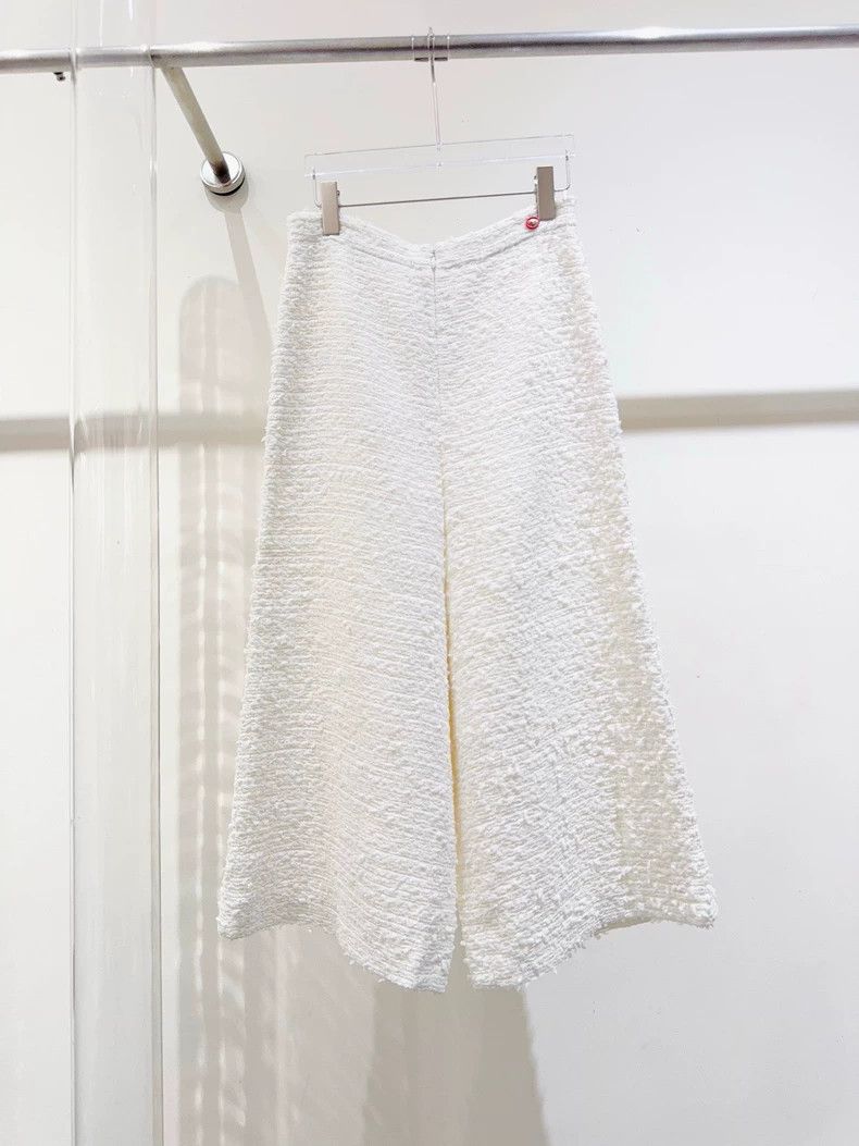 Chanel Chanel Wide-Leg Wool Pants 17P Collection- DMC Size US 38 / EU 54 - 1 Thumbnail