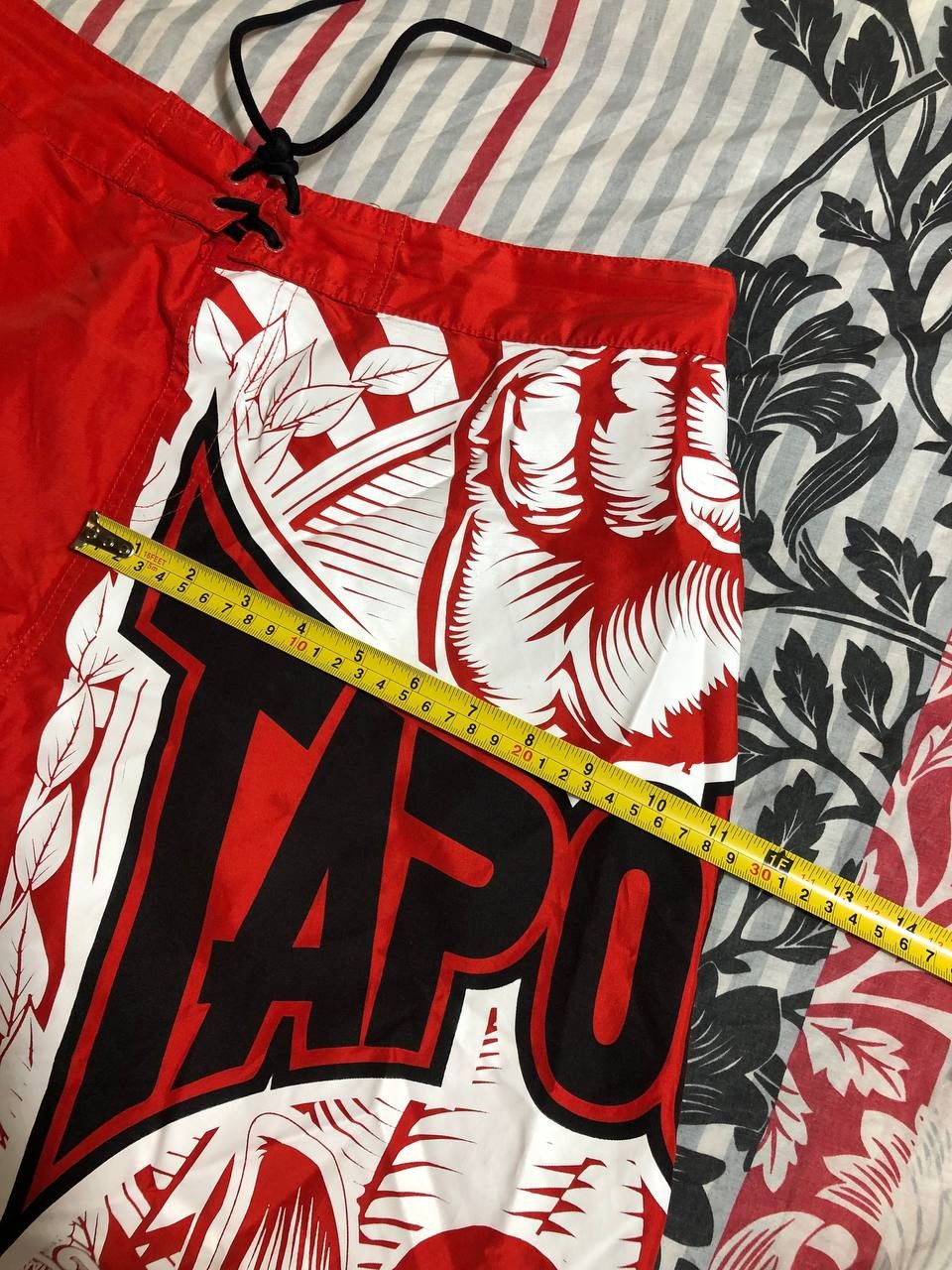 Vintage Crazy Y2K Tapout Basketball shorts Size US 36 / EU 52 - 6 Thumbnail
